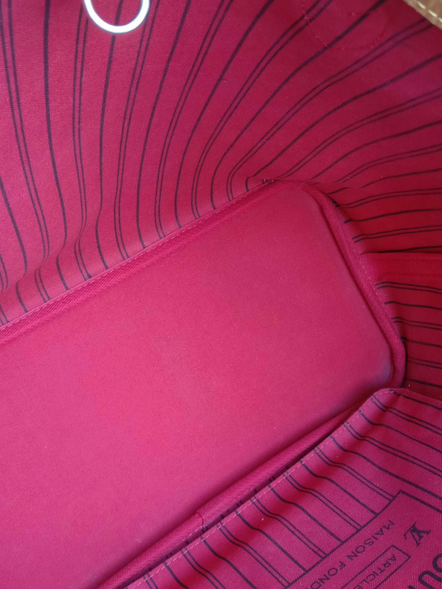 Louis Vuitton Neverfull MM