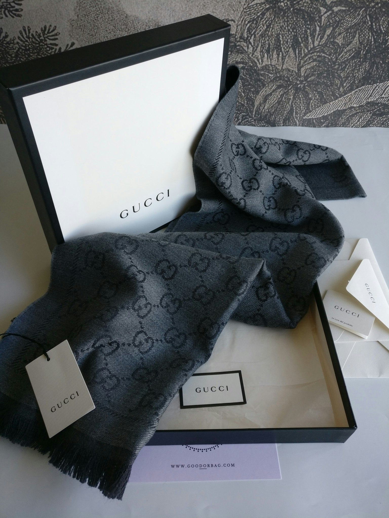 Gucci  GG Jacquard Knitted Scarf