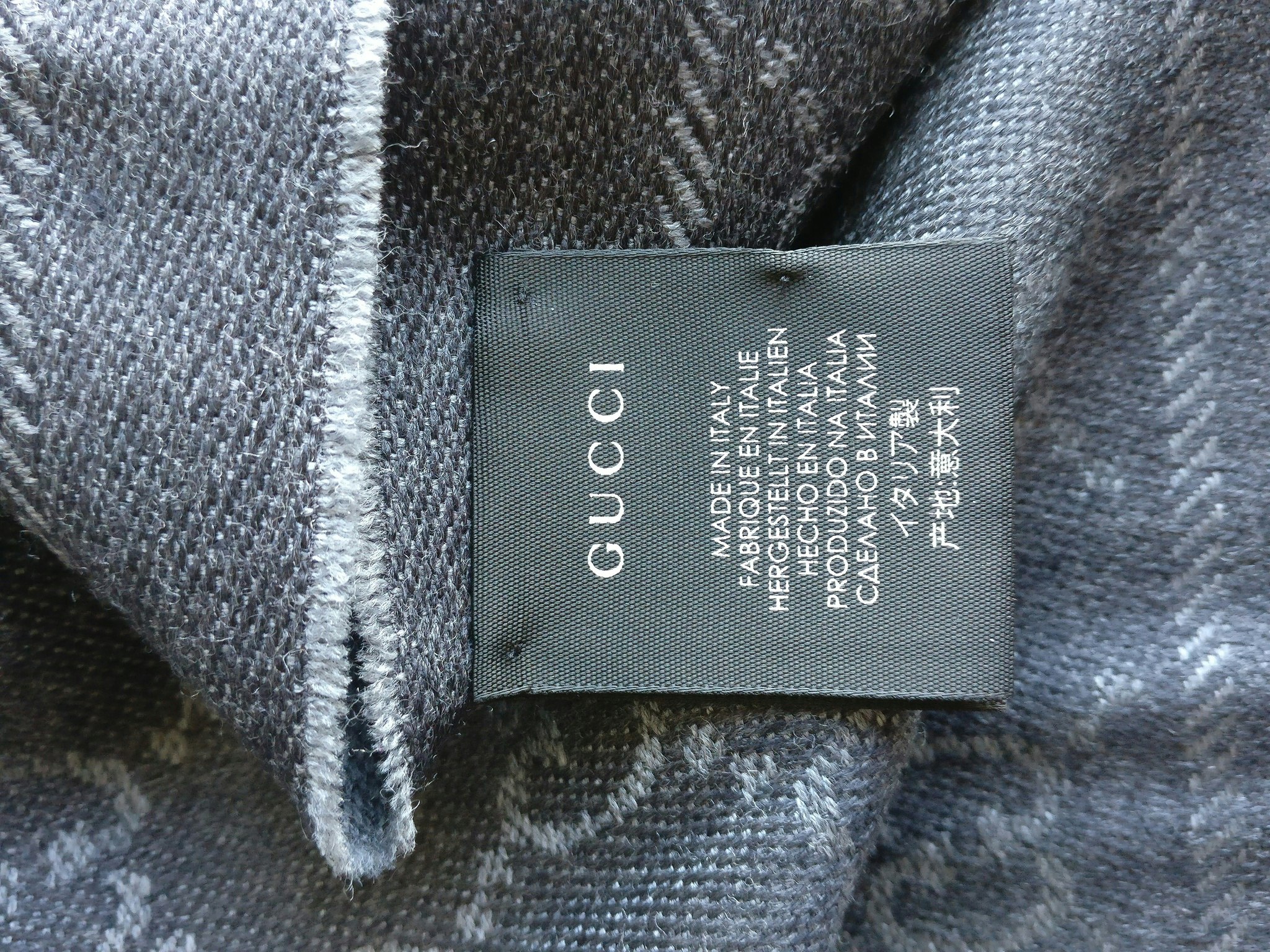 Gucci  GG Jacquard Knitted Wool Scarf