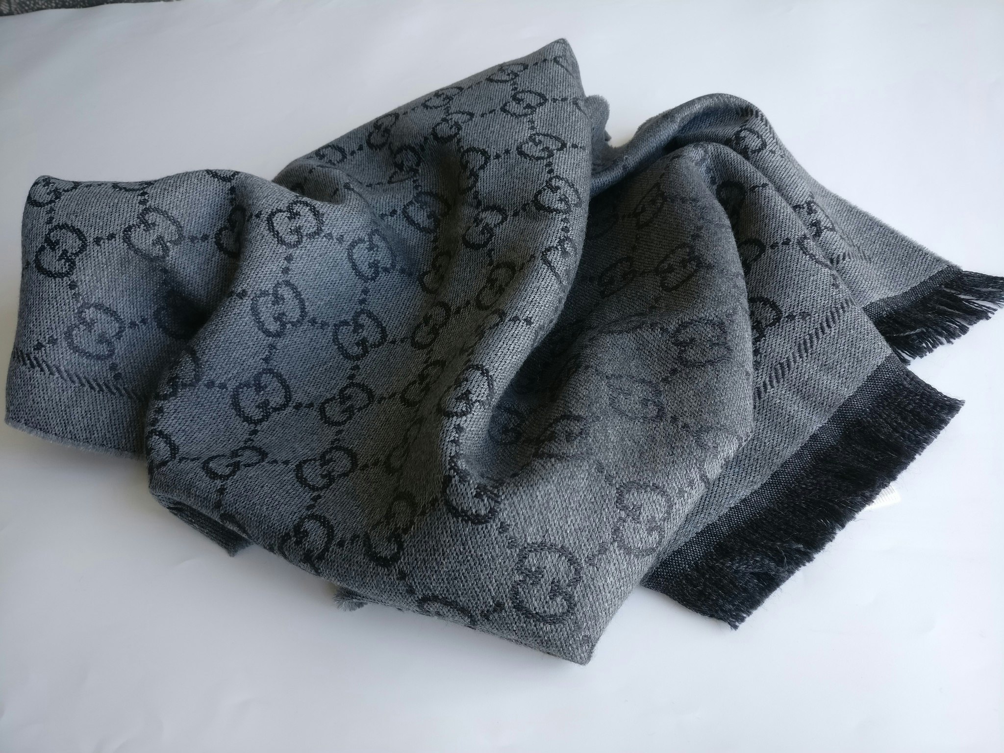 Gucci  GG Jacquard Knitted Wool Scarf