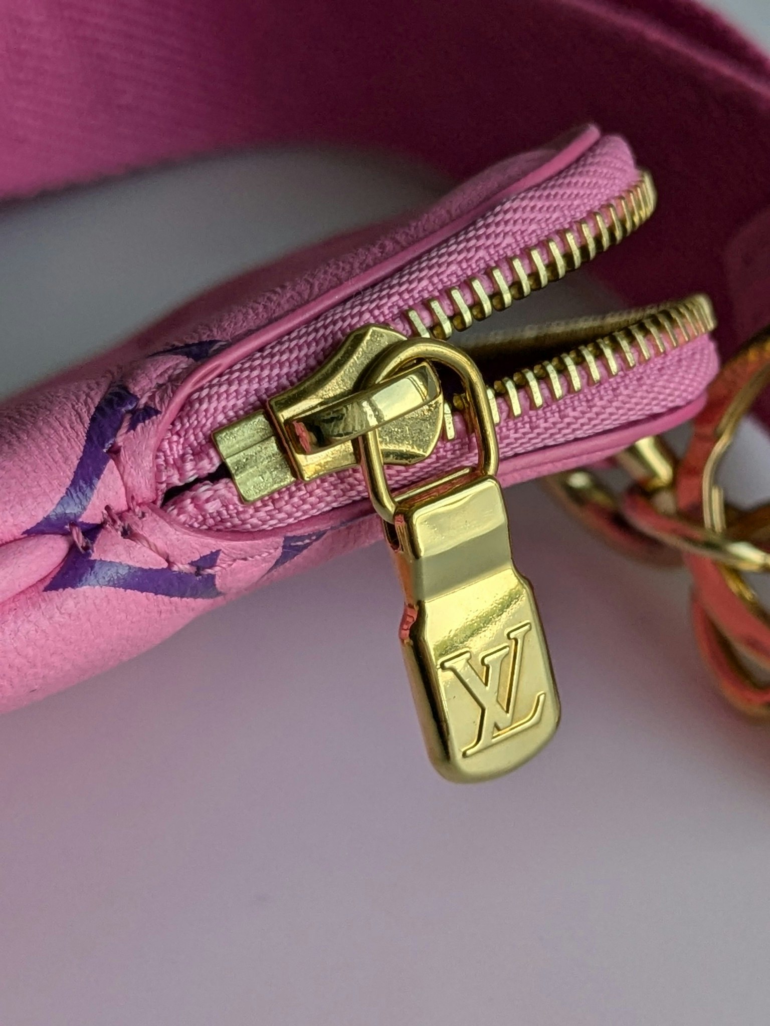 Louis Vuitton Lanyard Multipochette Key Holder