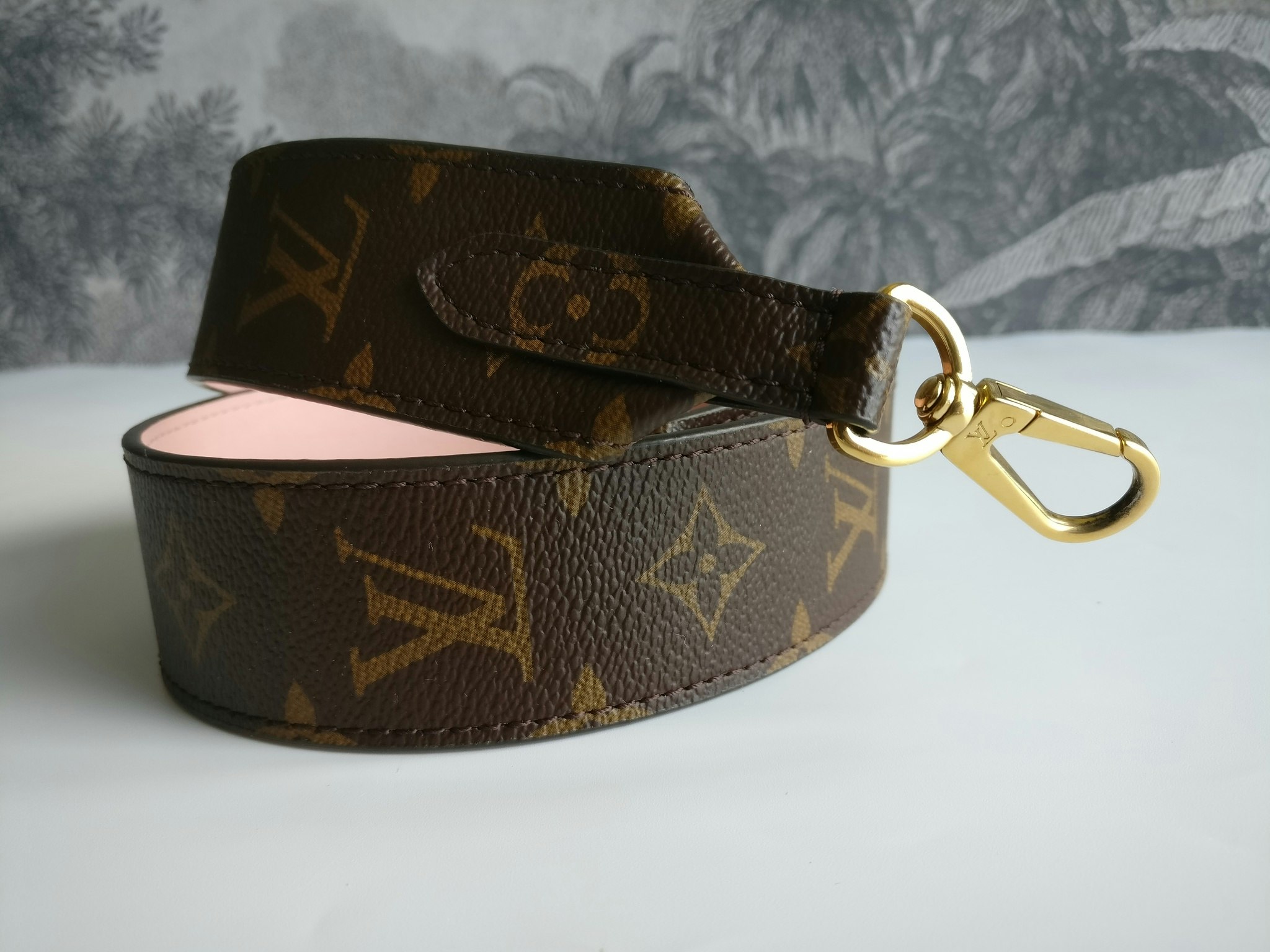 Louis Vuitton Shoulder Strap Monogram Rose Poudre