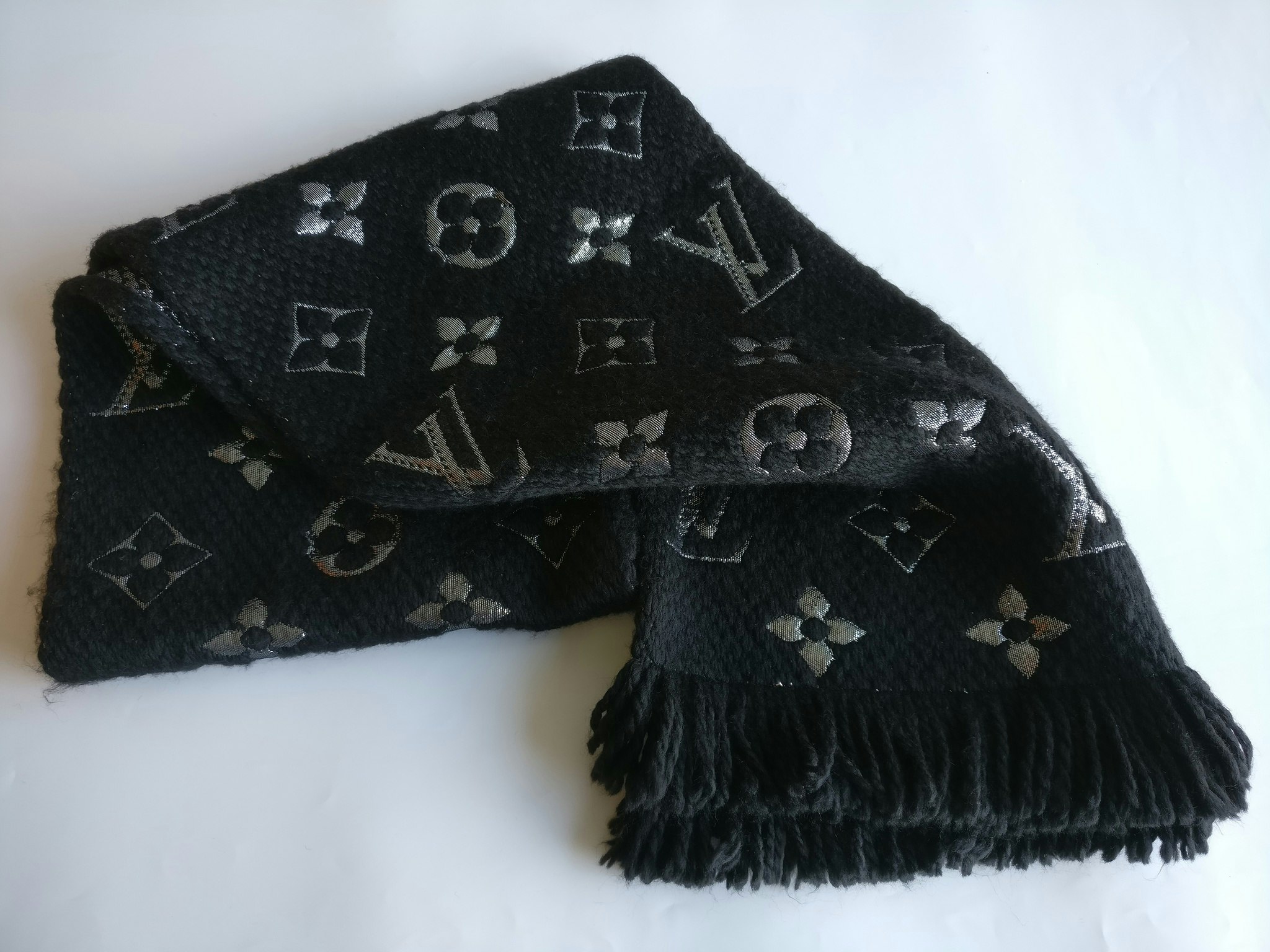 Louis Vuitton Logomania Shine Scarf