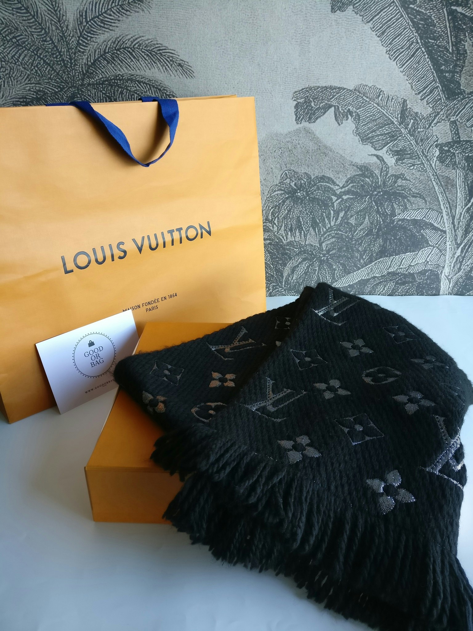 Louis Vuitton Logomania Shine Scarf