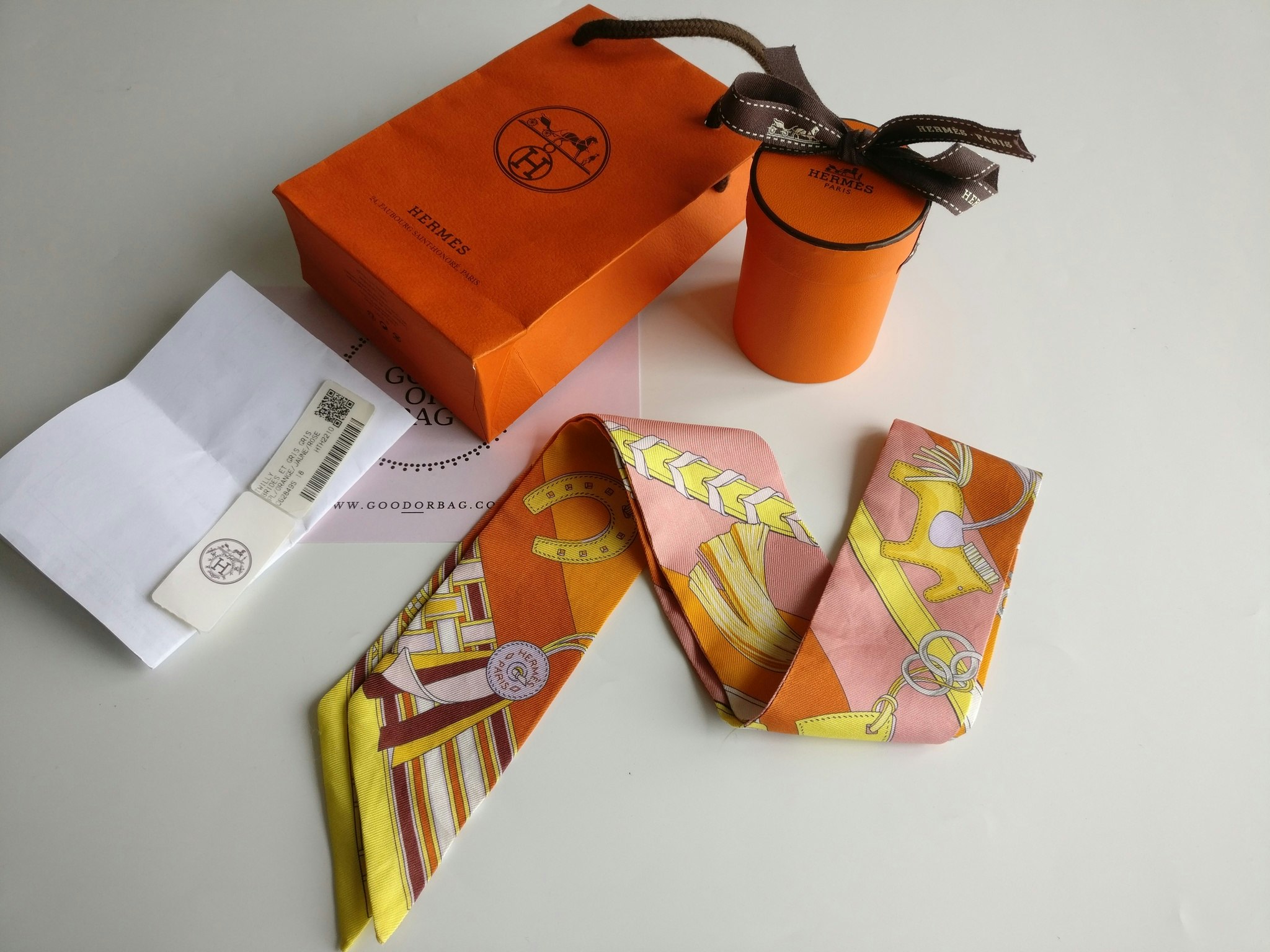 Hermes Silk Twilly Brides et Gris-Gris
