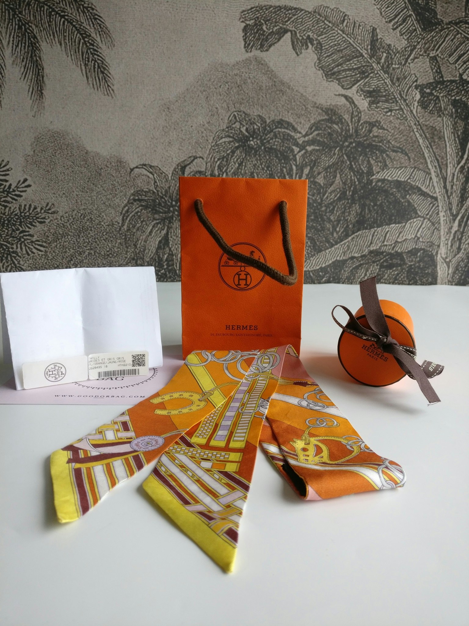Hermes Silk Twilly Brides et Gris-Gris