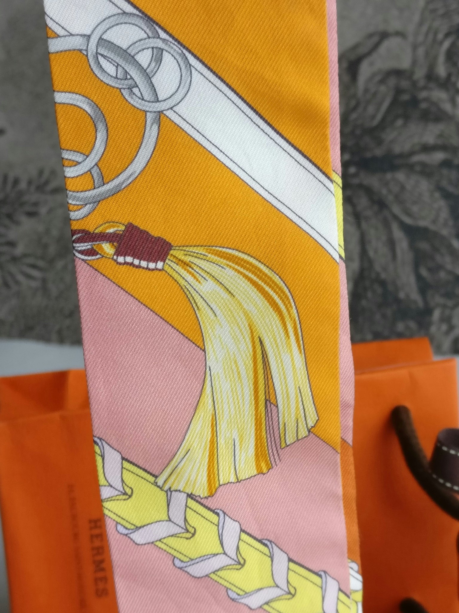 Hermes Silk Twilly Brides et Gris-Gris