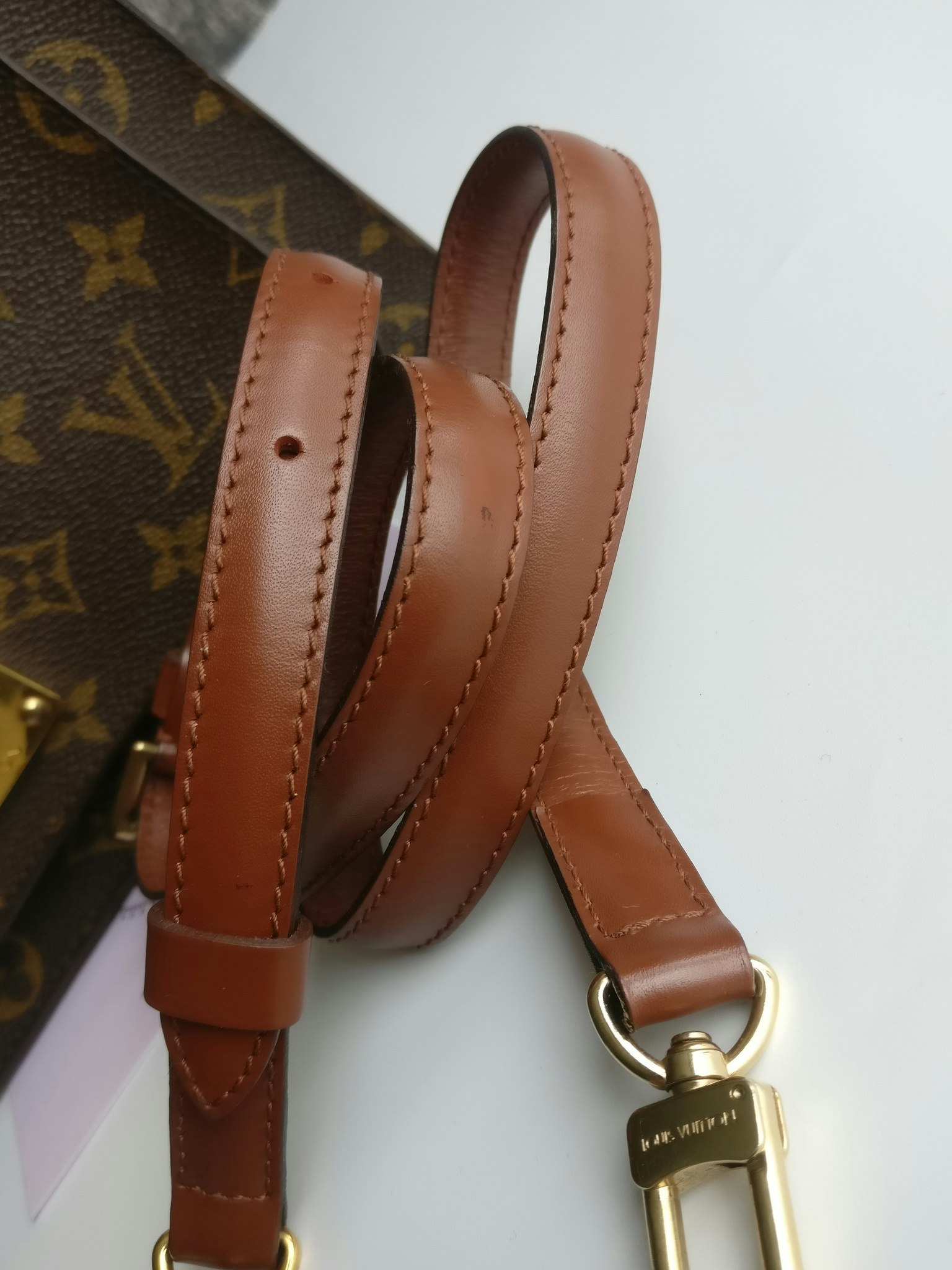 Louis Vuitton Monceau 28