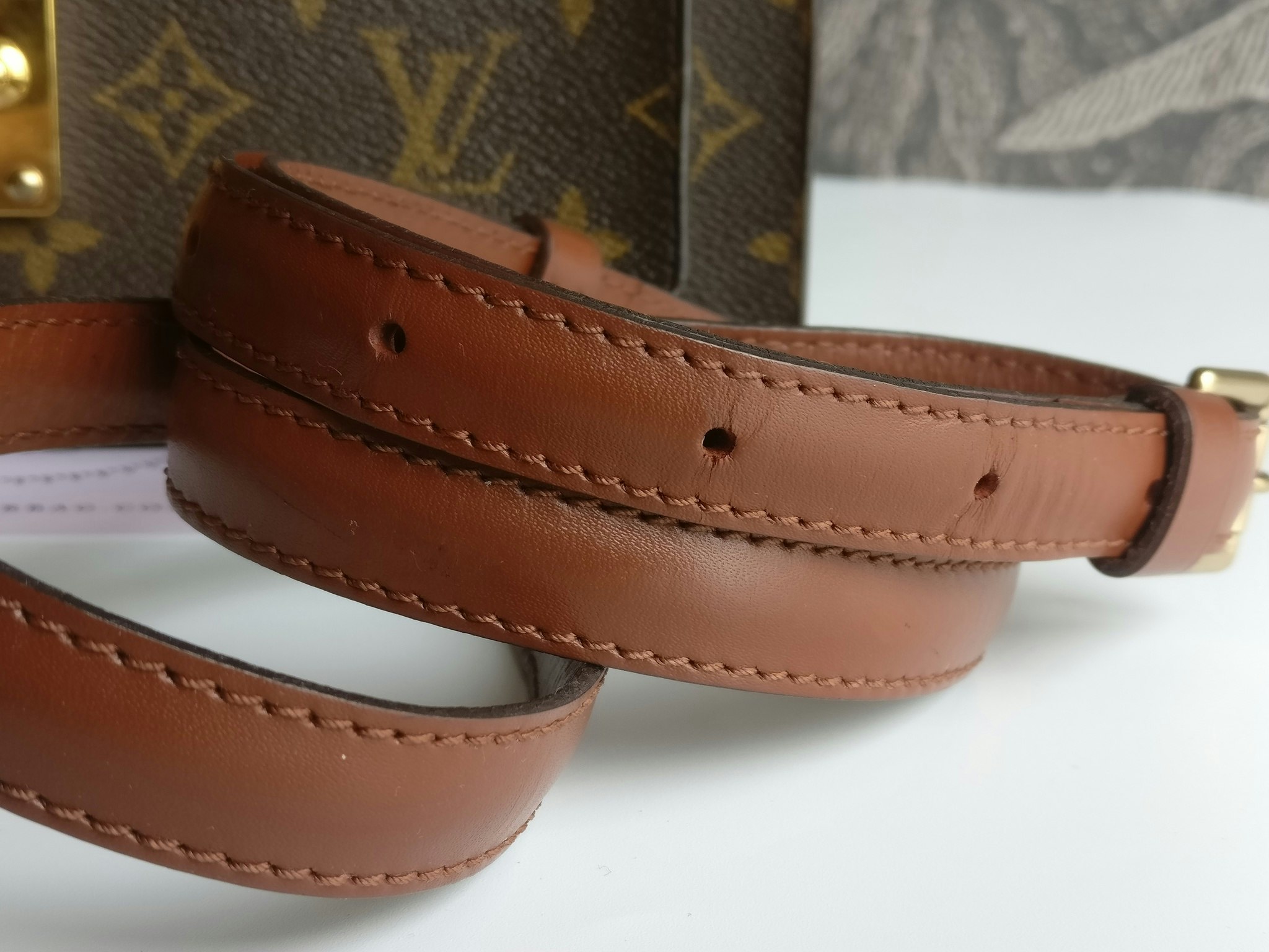 Louis Vuitton Monceau 28