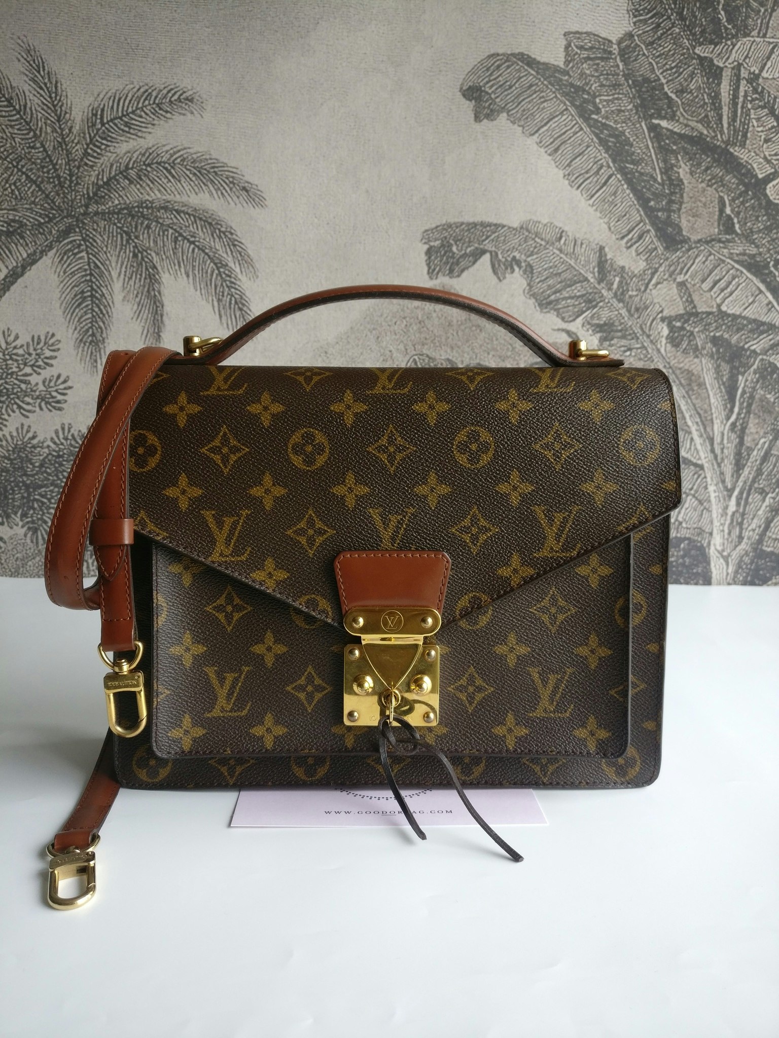 Louis Vuitton Monceau 28