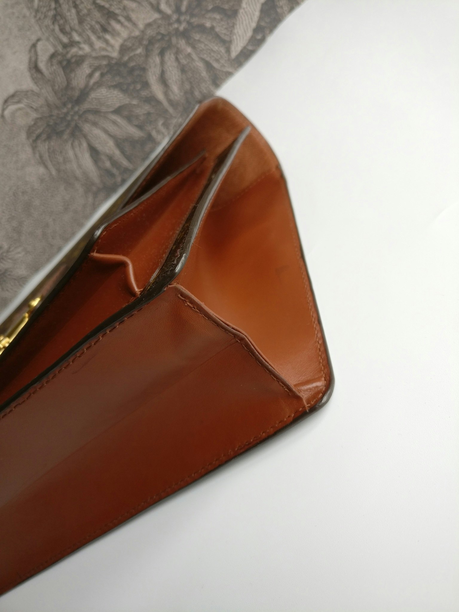 Louis Vuitton Monceau 28
