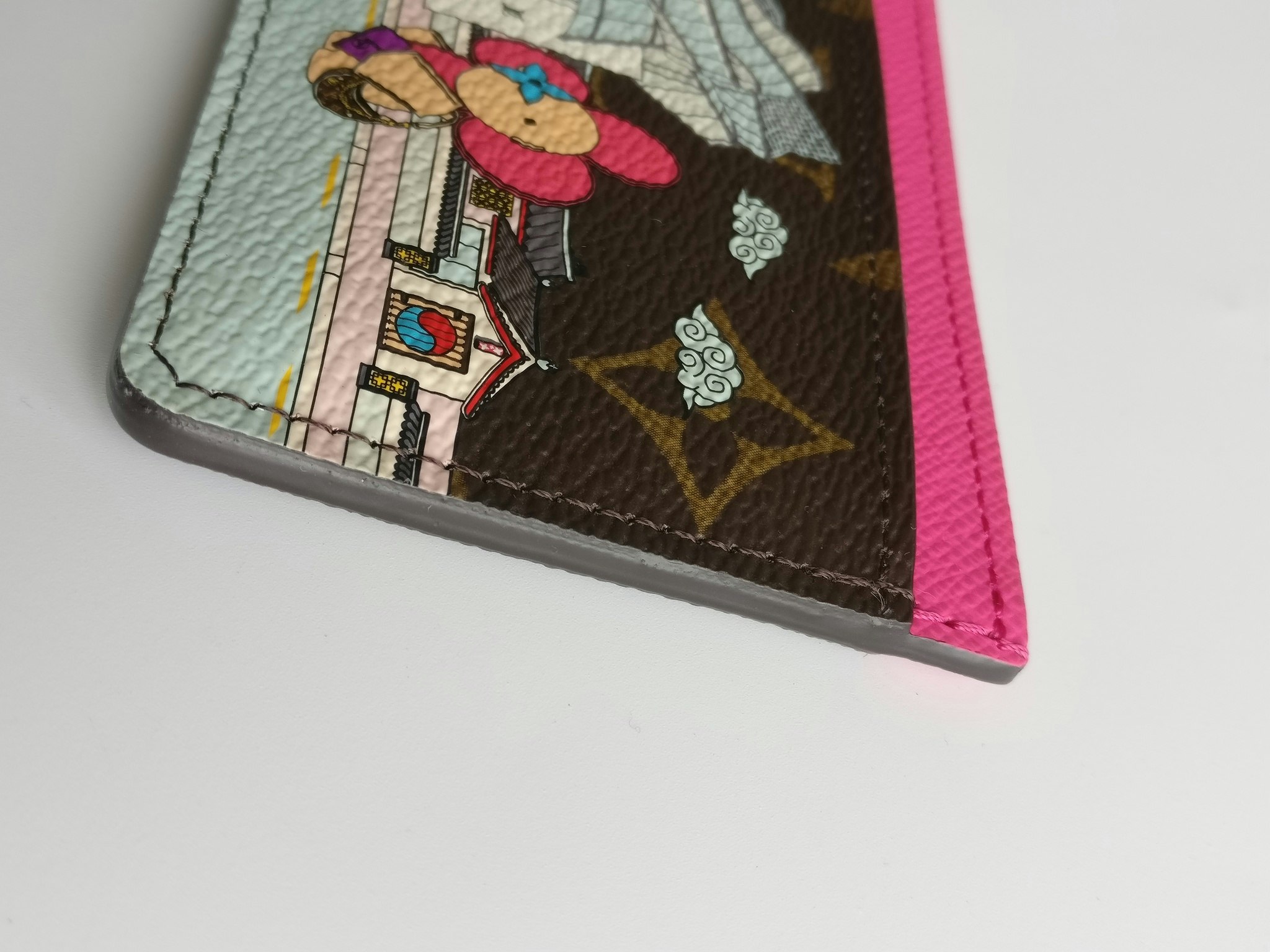 Louis Vuitton Illustre Card Holder Vivienne