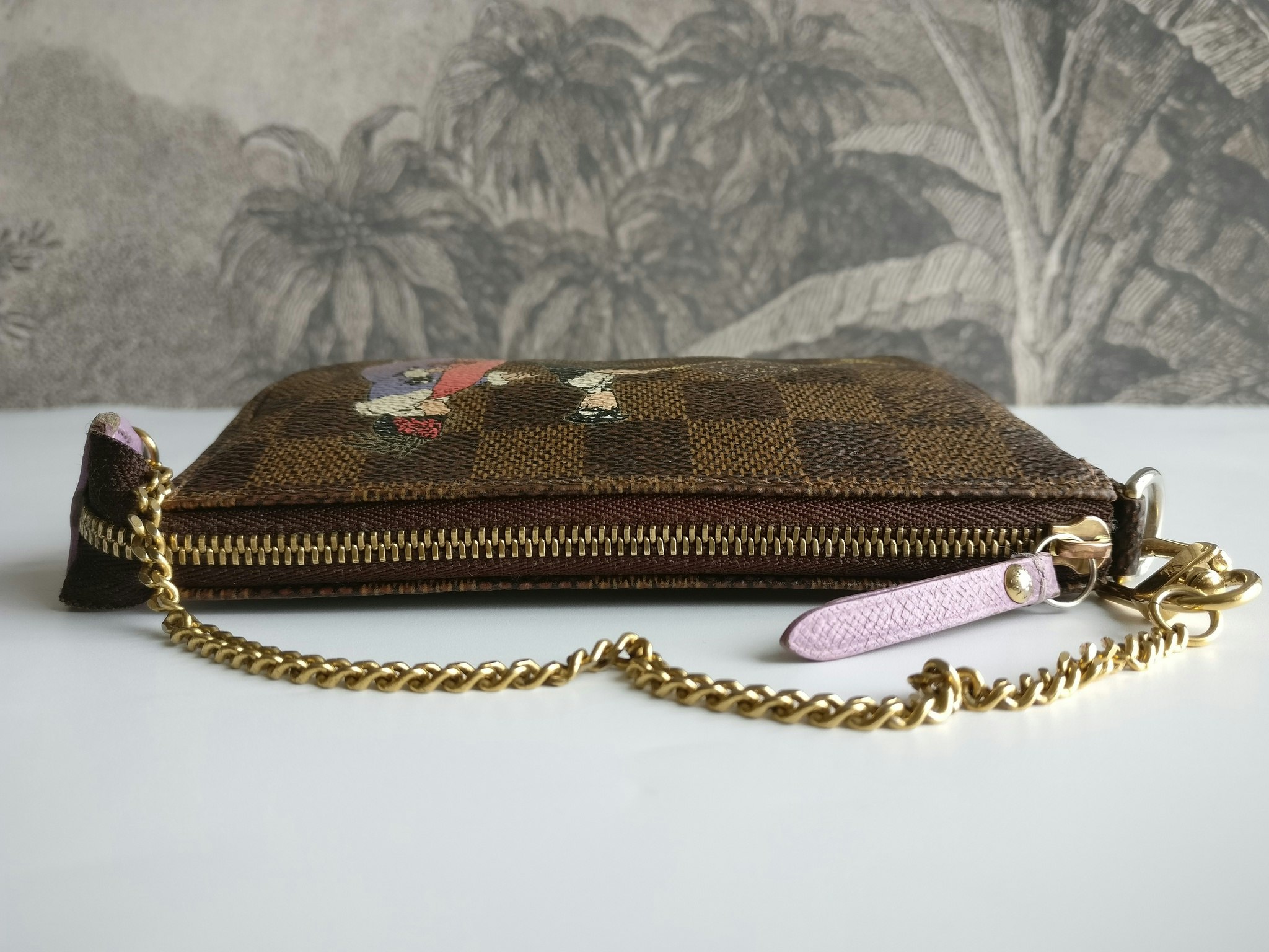 Louis Vuitton Illustre Mini Pochette Bellboy