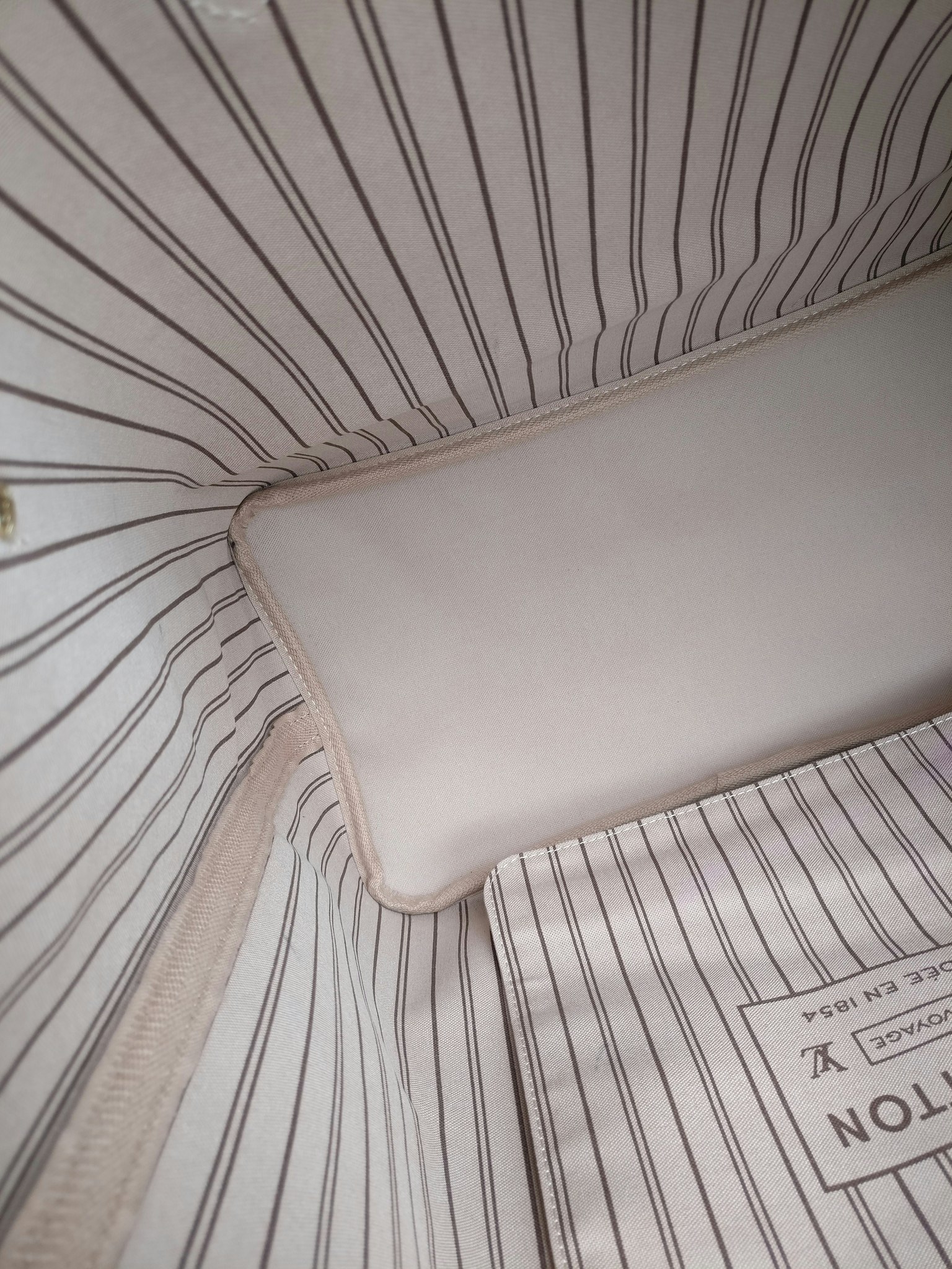 Louis Vuitton Neverfull GM