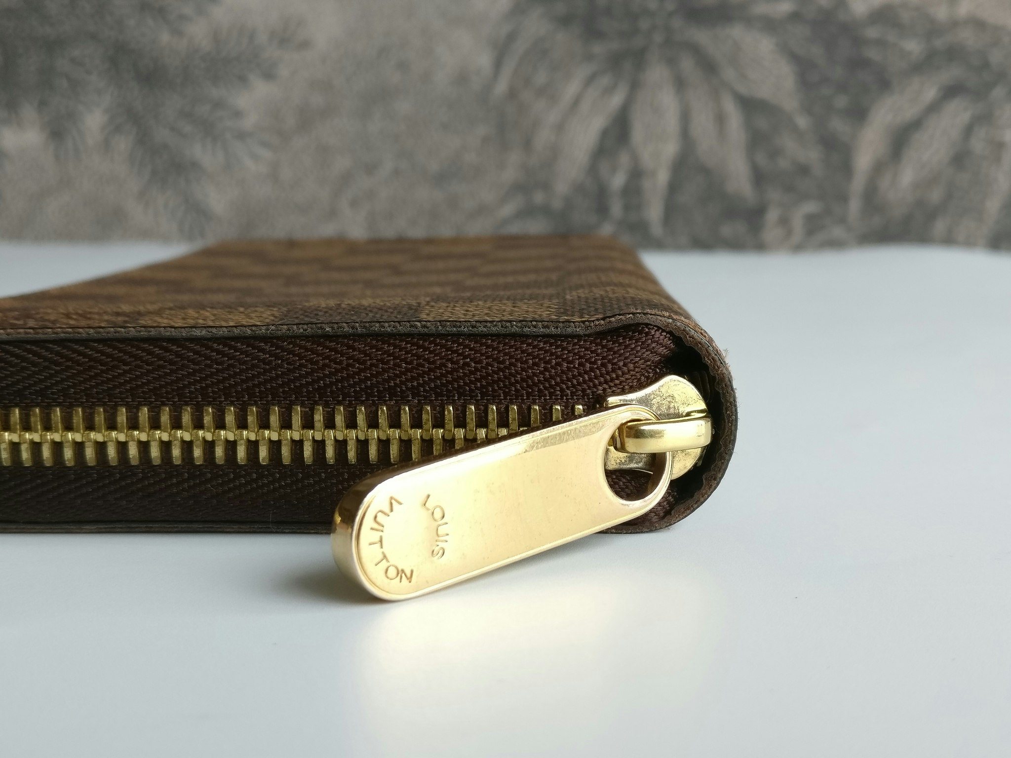 Louis Vuitton Zippy Wallet