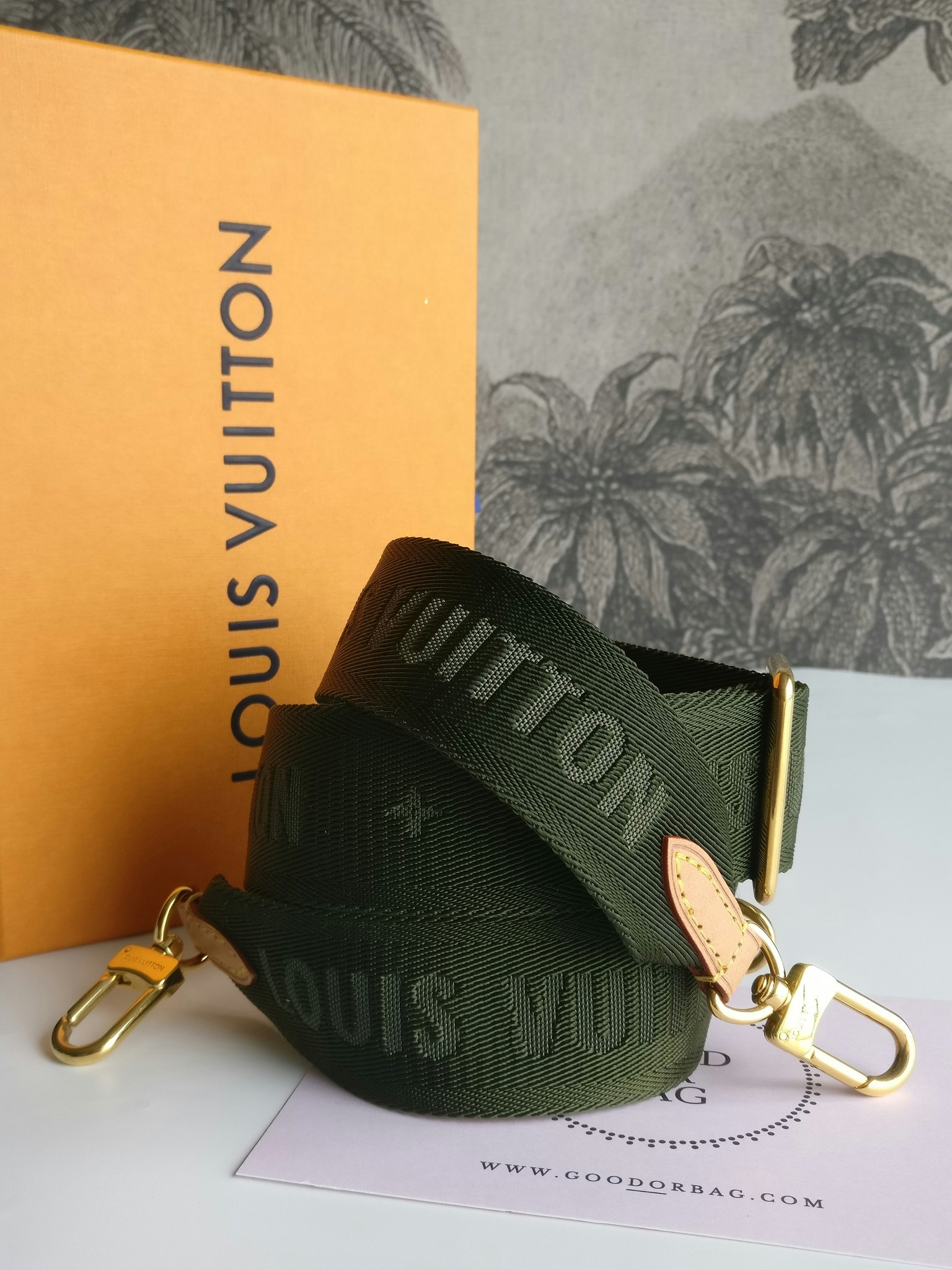 Louis Vuitton Bandouliere shoulder strap