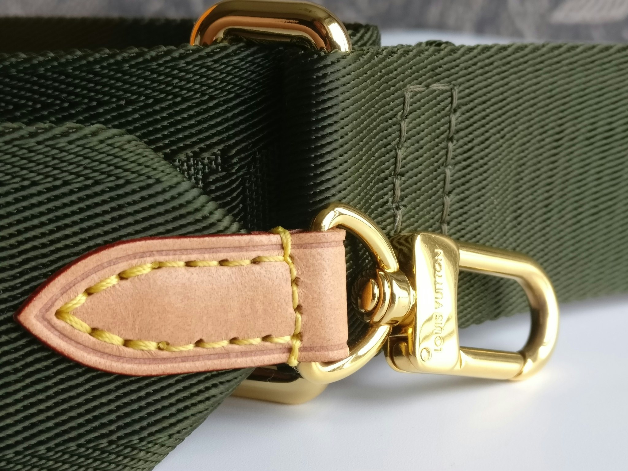 Louis Vuitton Bandouliere shoulder strap