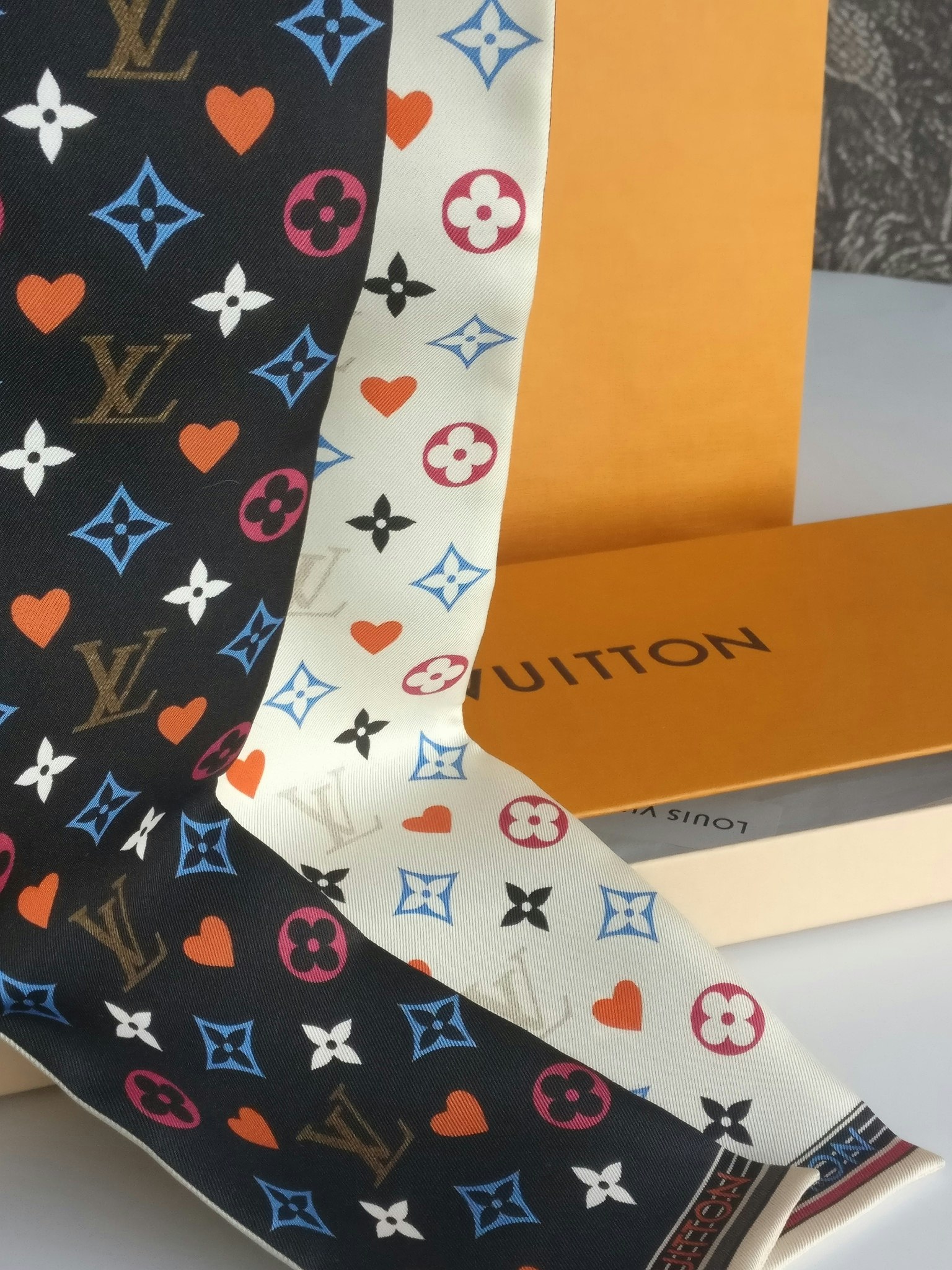 Louis Vuitton Game On Bandeau Limited Edition