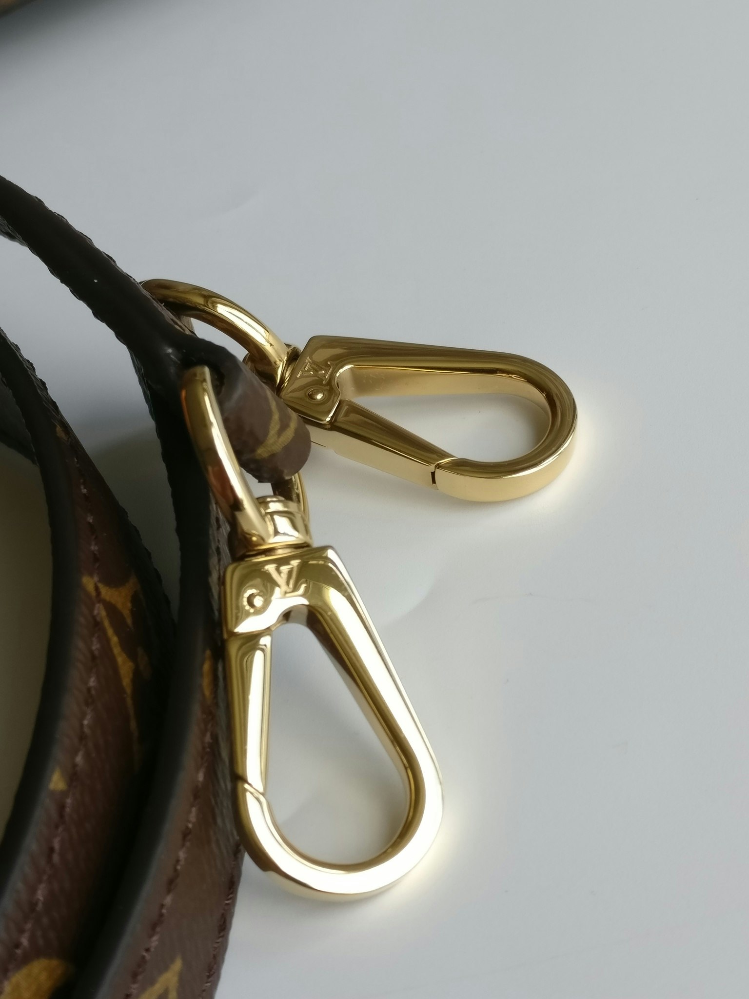 Louis Vuitton Montaigne BB