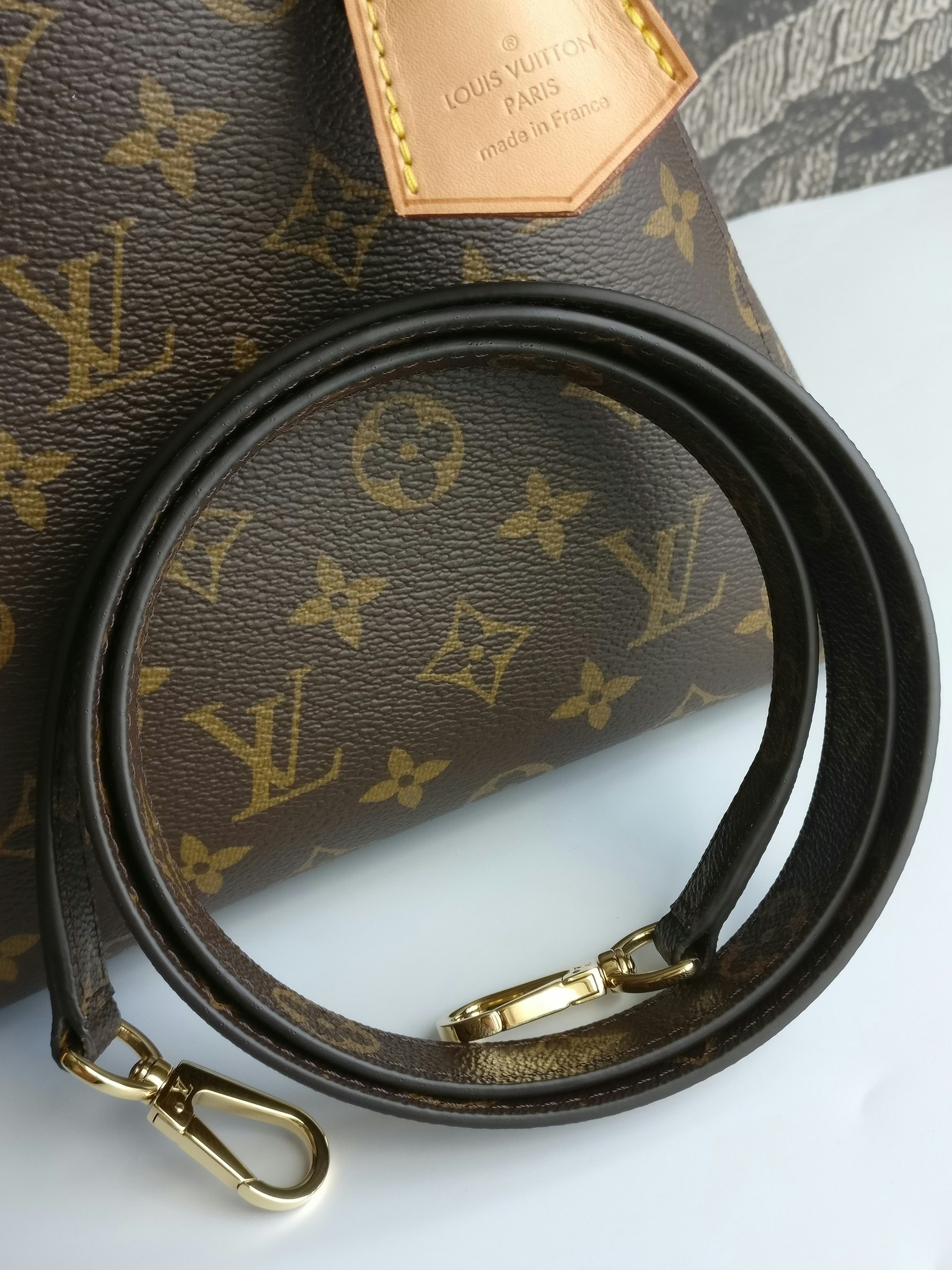 Louis Vuitton Montaigne BB