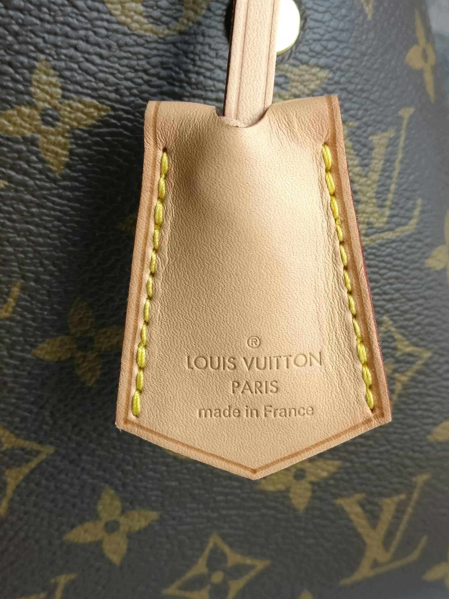 Louis Vuitton Montaigne BB