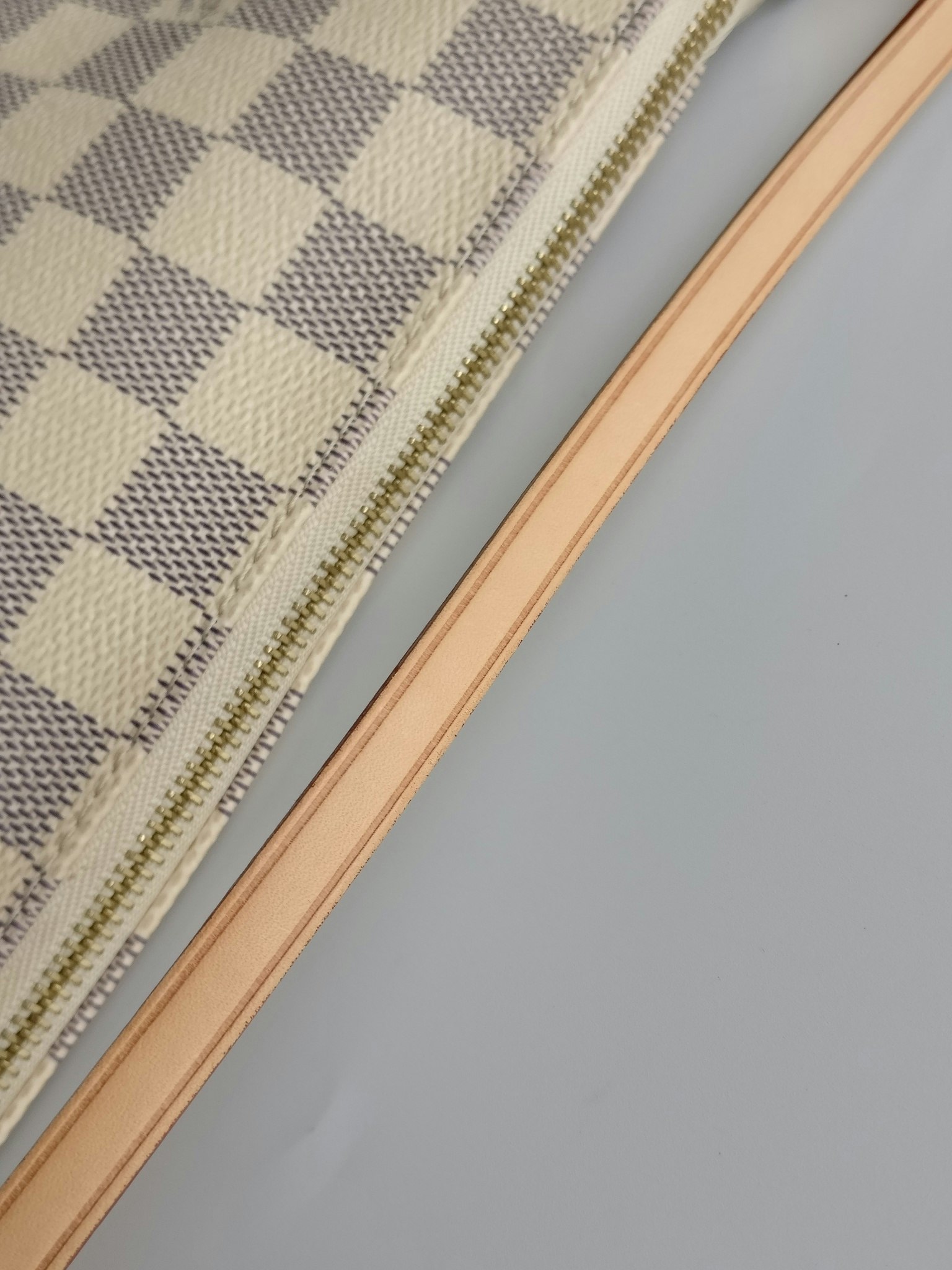Louis Vuitton Pochette Accessoires damier azur