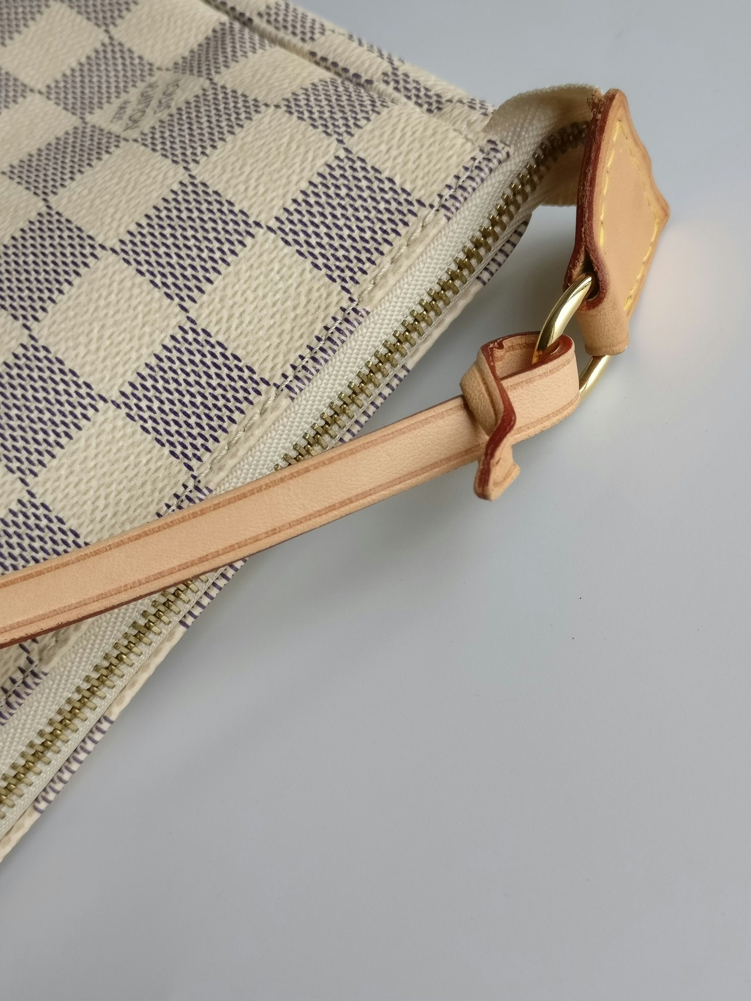 Louis Vuitton Pochette Accessoires damier azur