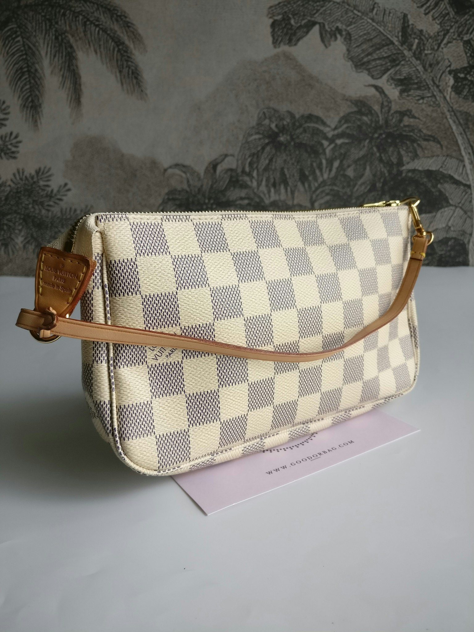 Louis Vuitton Pochette Accessoires damier azur