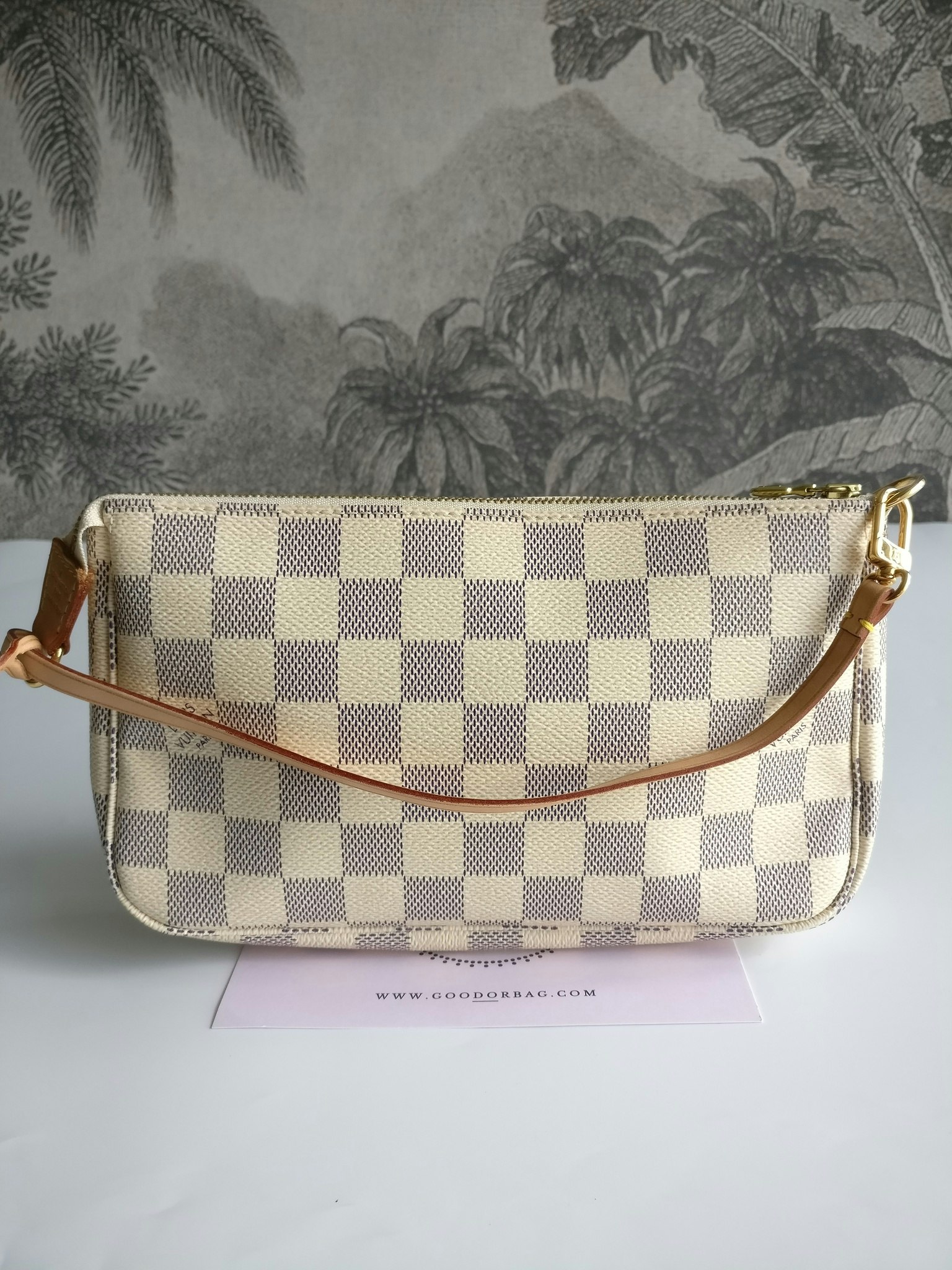 Louis Vuitton Pochette Accessoires damier azur