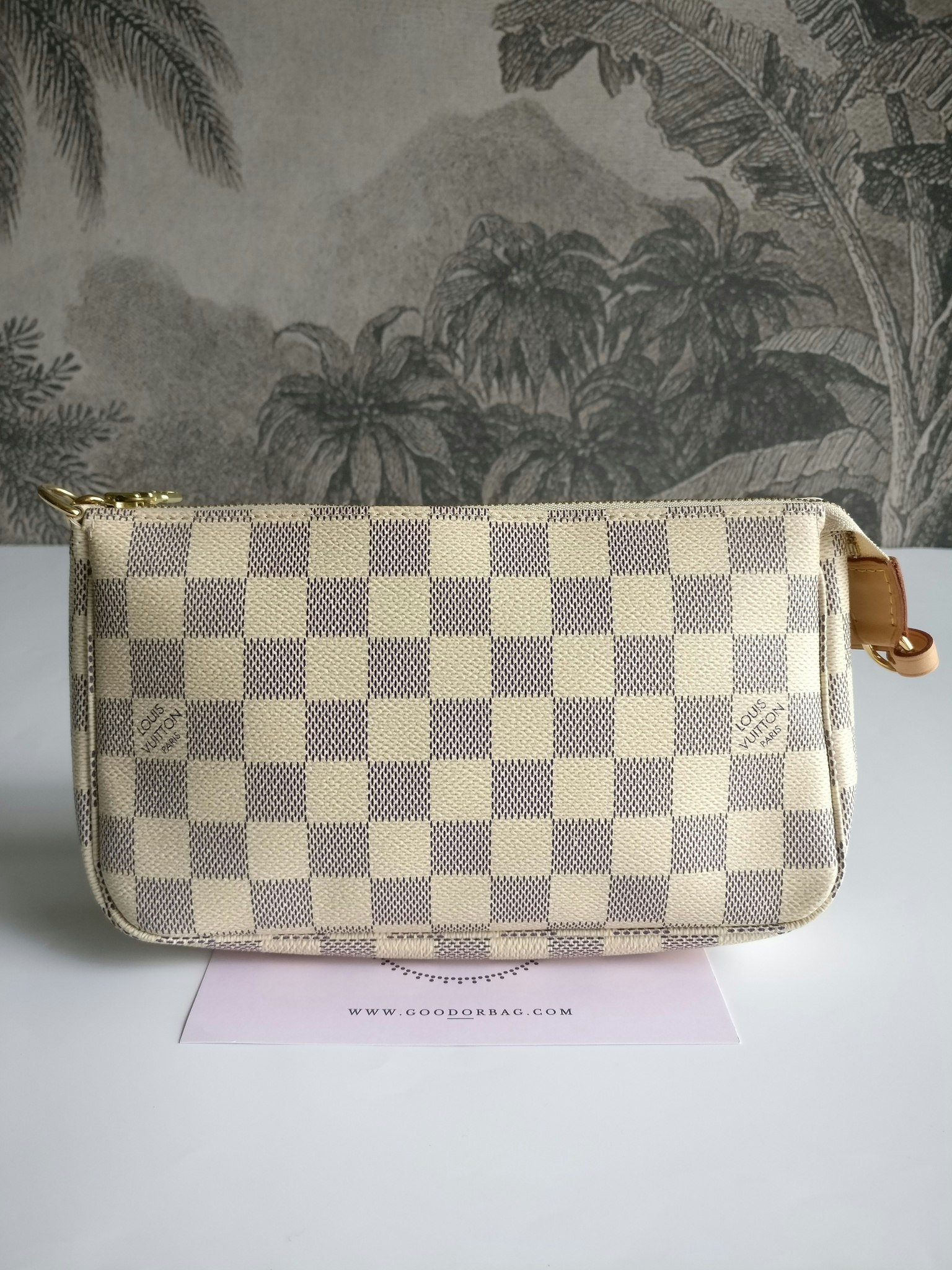 Louis Vuitton Pochette Accessoires damier azur