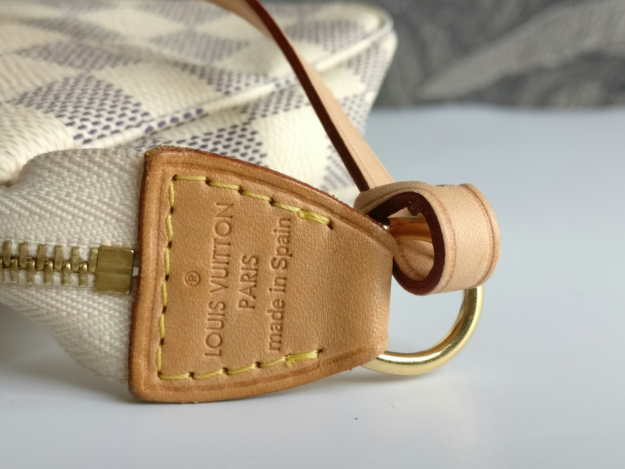 Louis Vuitton Pochette Accessoires damier azur