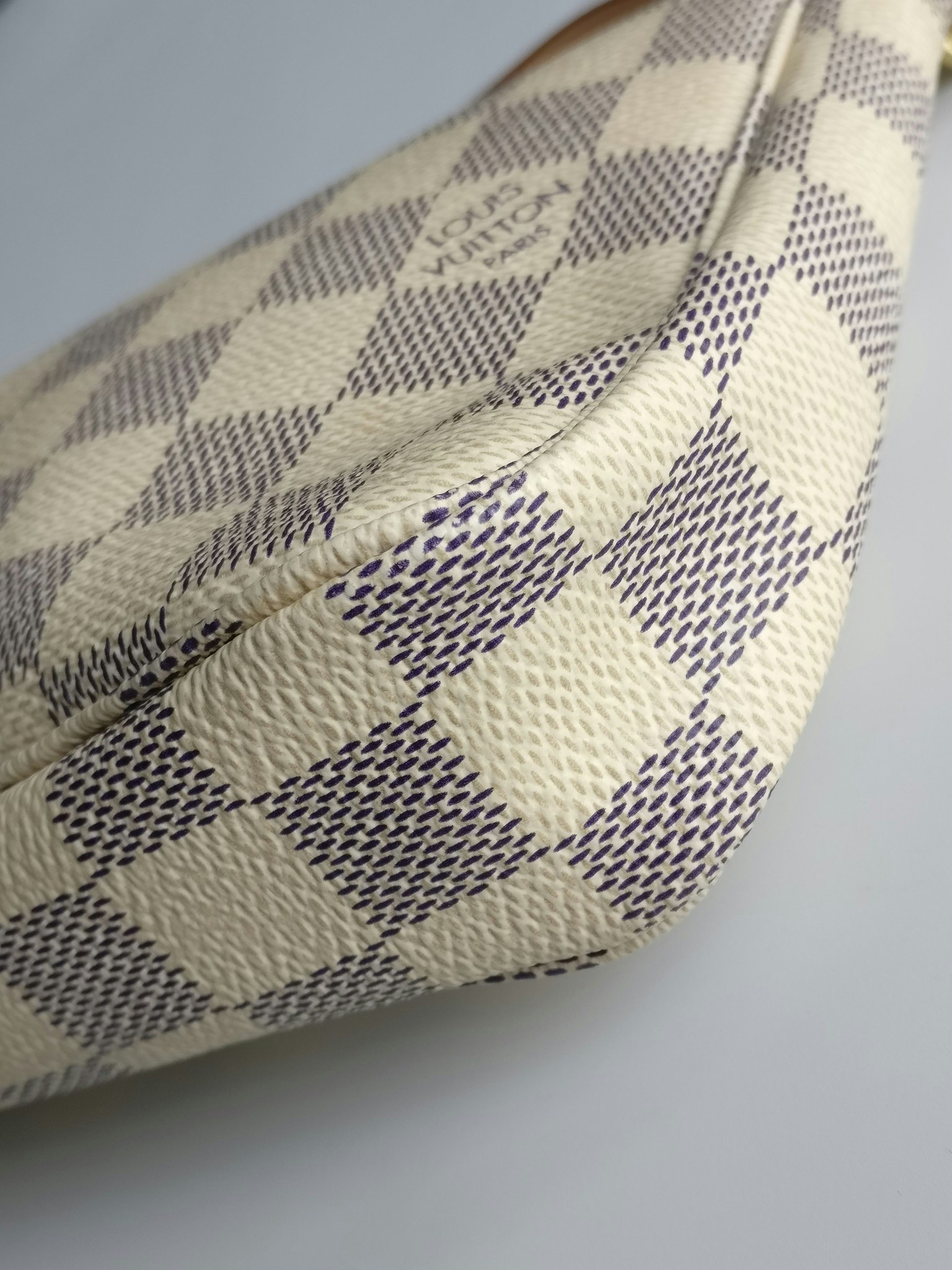 Louis Vuitton Pochette Accessoires damier azur