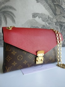 Louis Vuitton Pallas Chain Bag