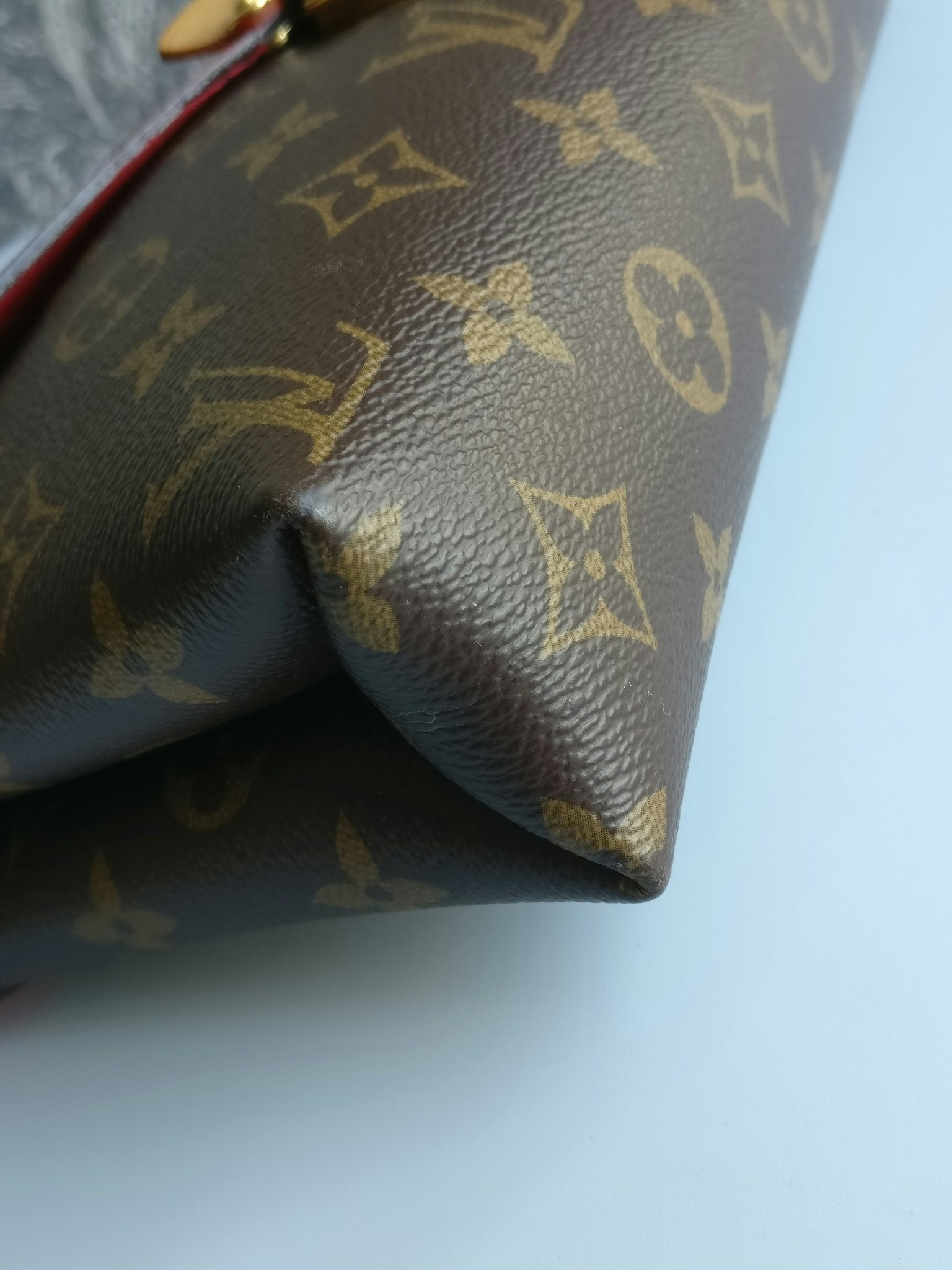 Louis Vuitton Pallas Chain Bag