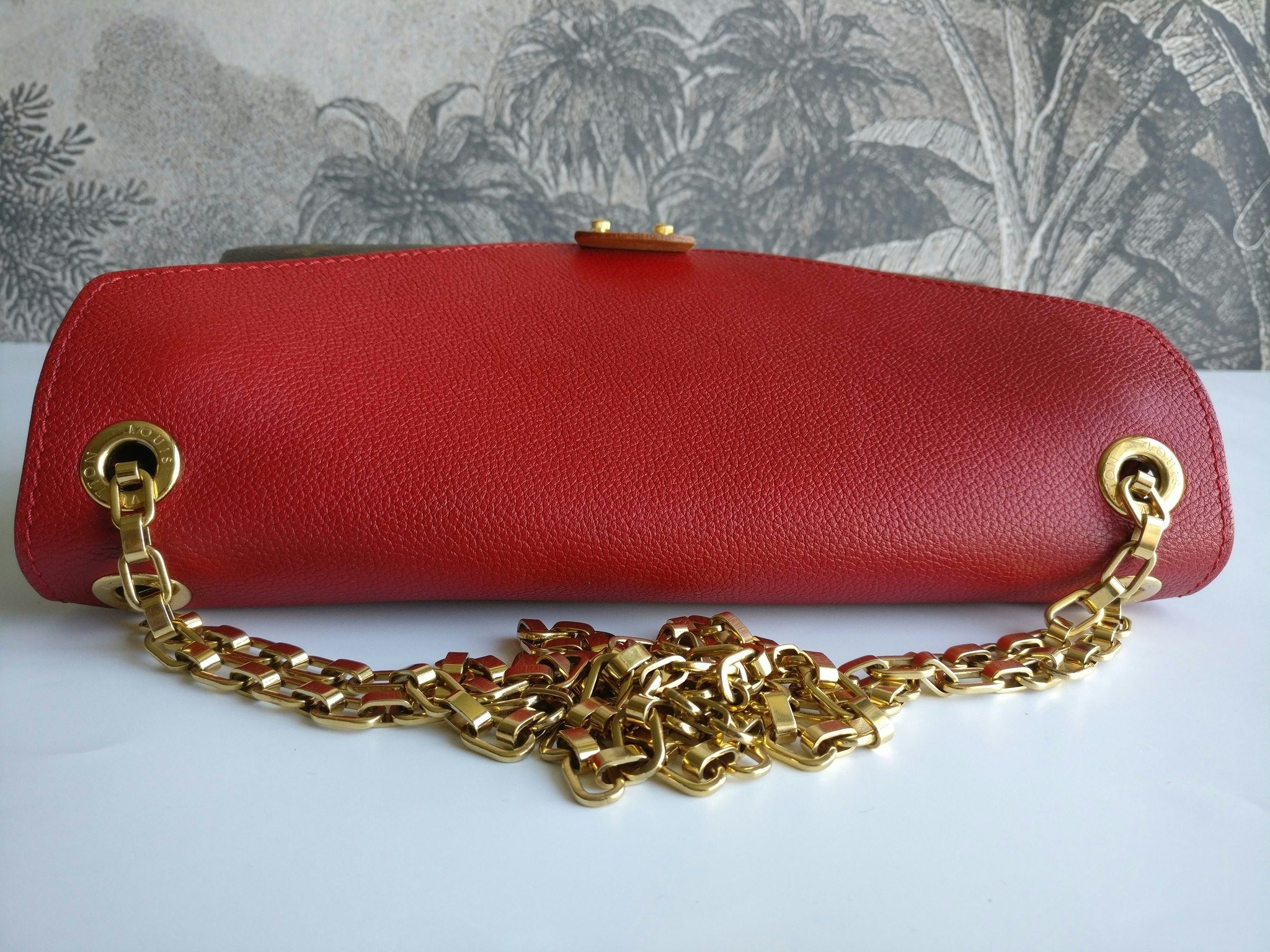 Louis Vuitton Pallas Chain Bag