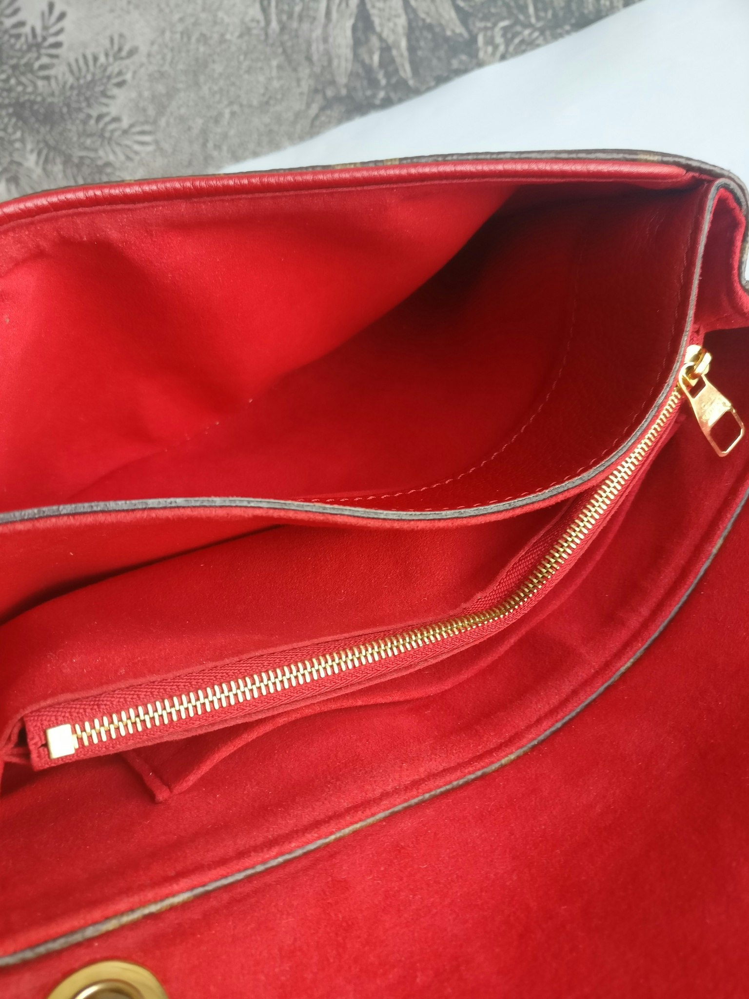 Louis Vuitton Pallas Chain Bag