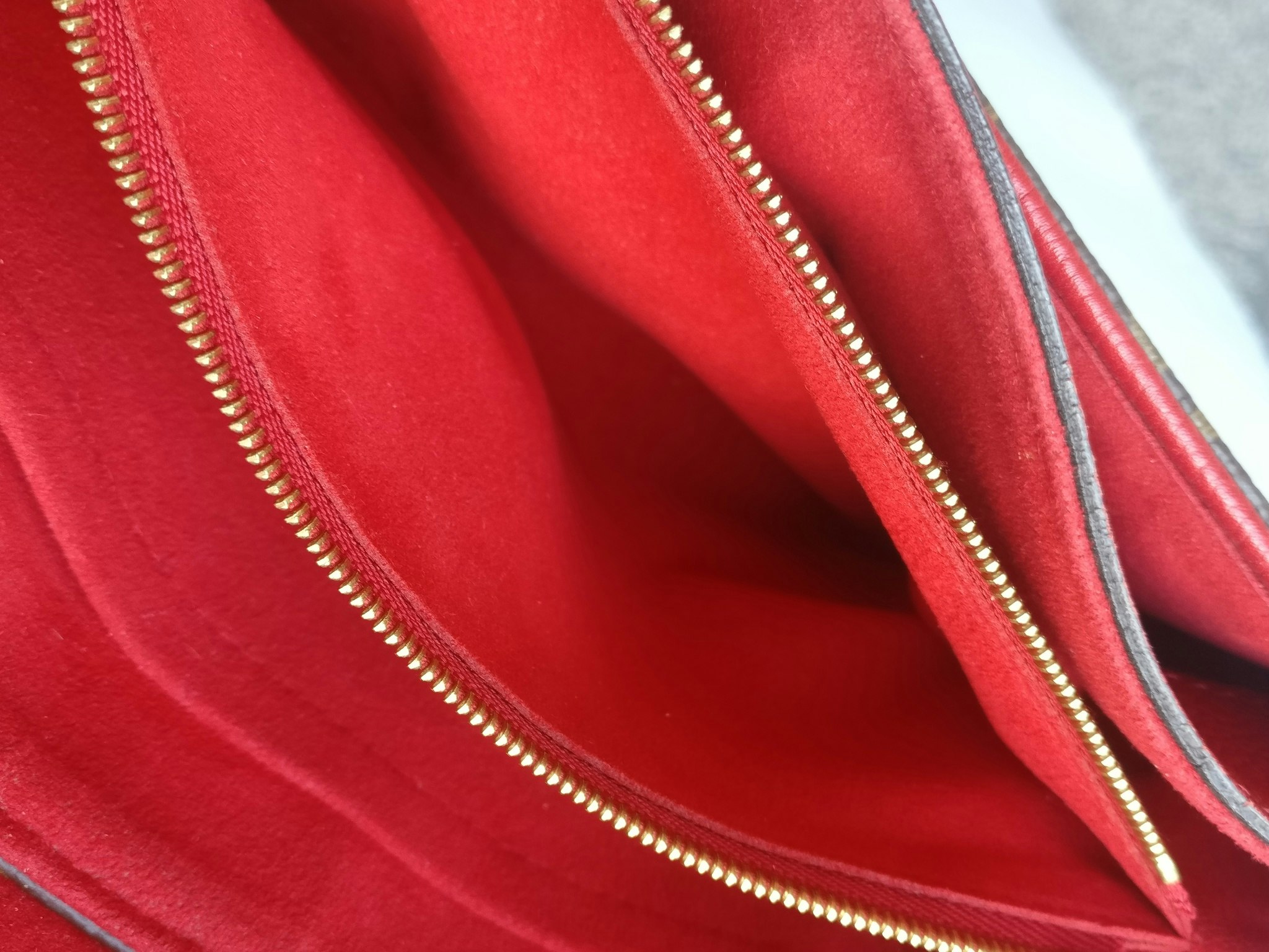 Louis Vuitton Pallas Chain Bag