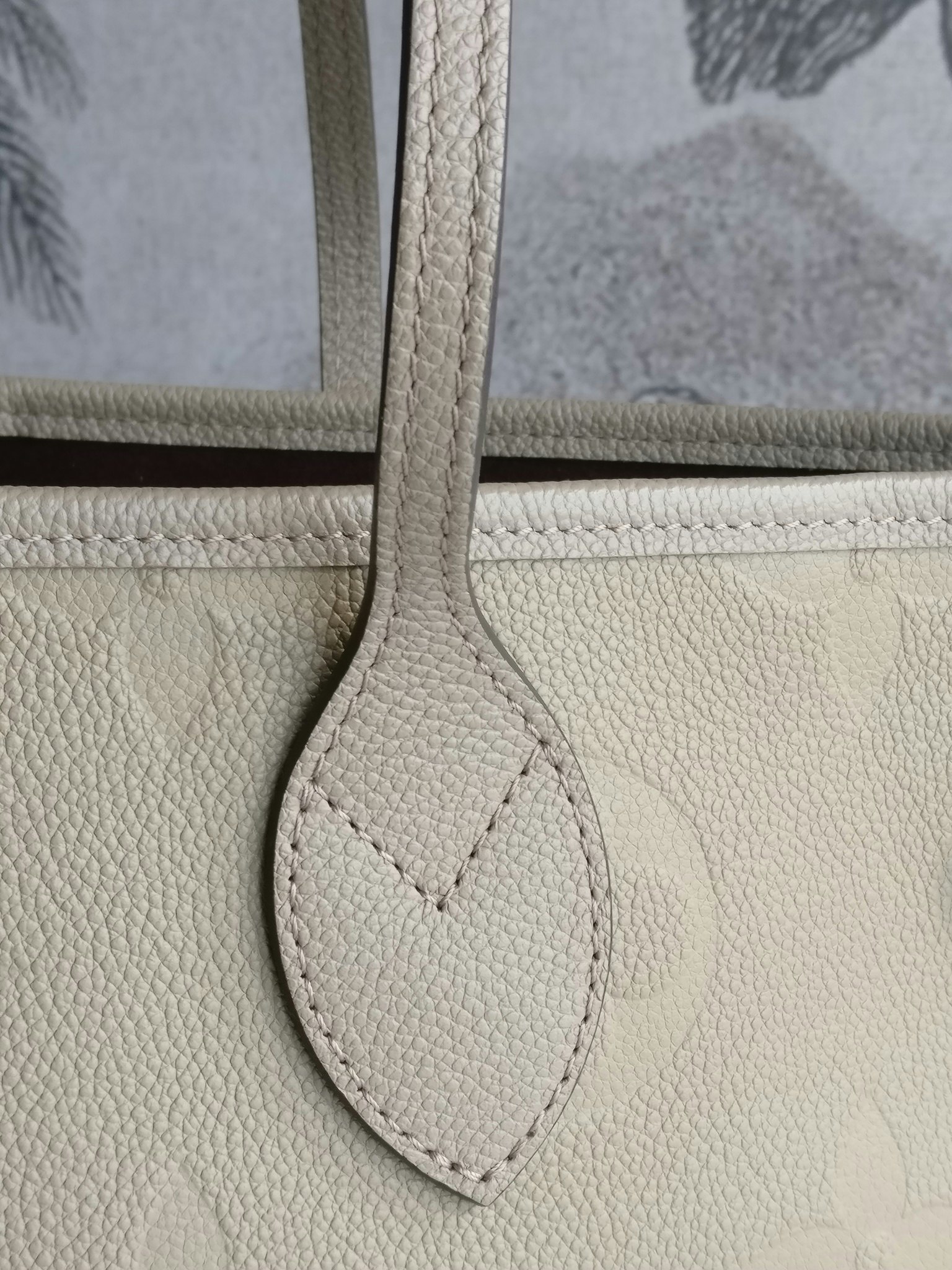 Louis Vuitton Neverfull MM empreinte Dune