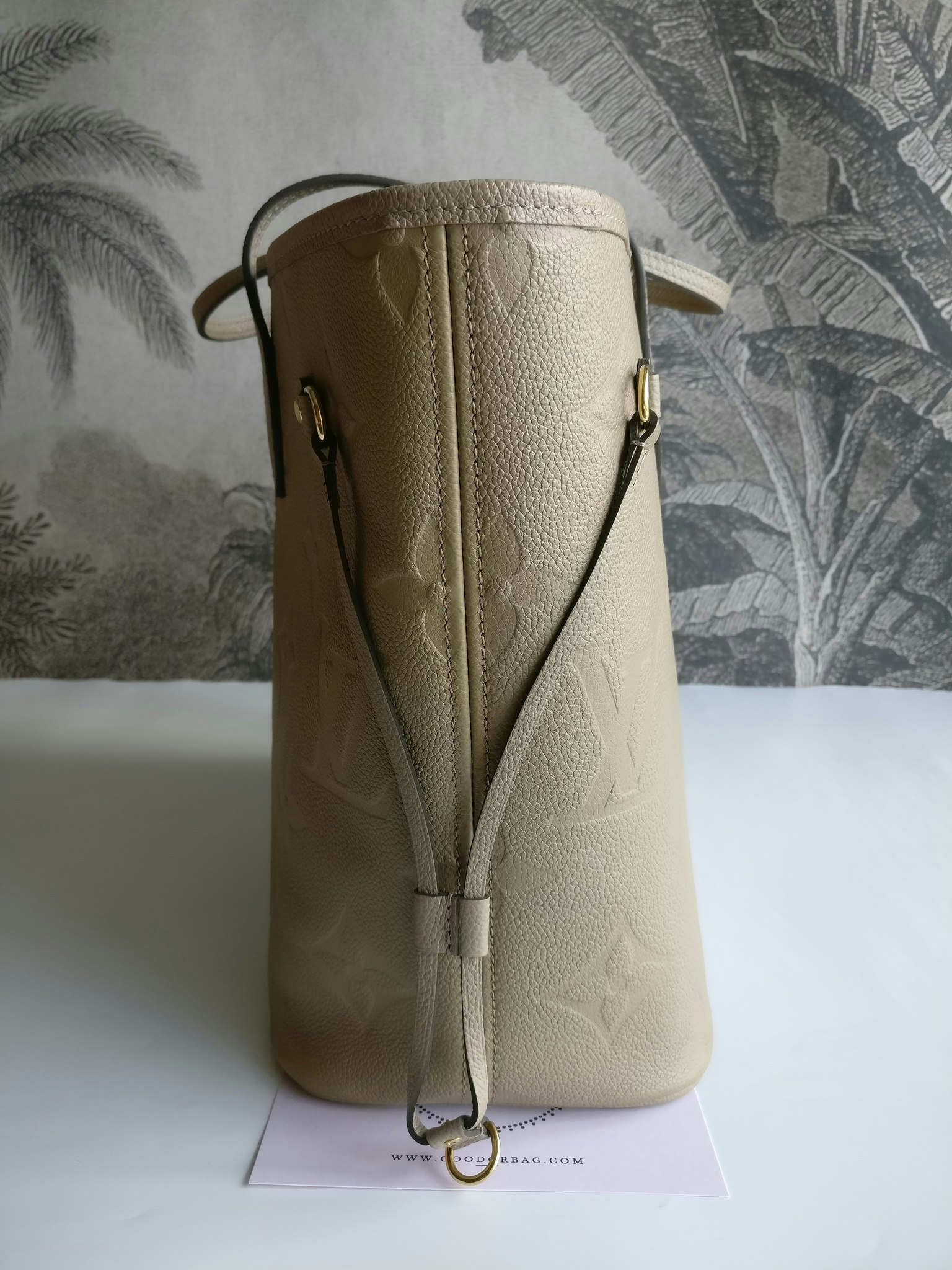 Louis Vuitton Neverfull MM empreinte Dune