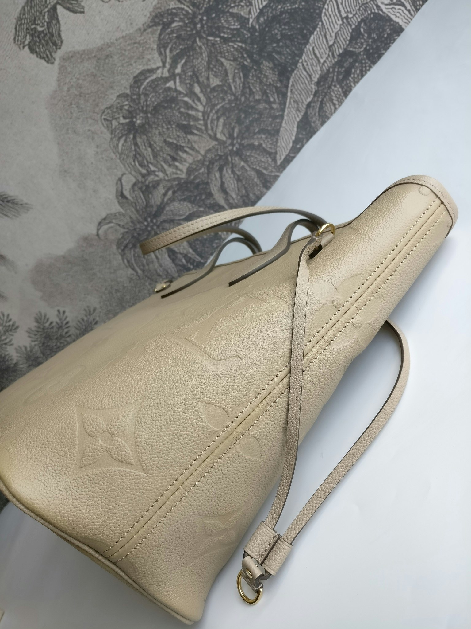 Louis Vuitton Neverfull MM empreinte Dune