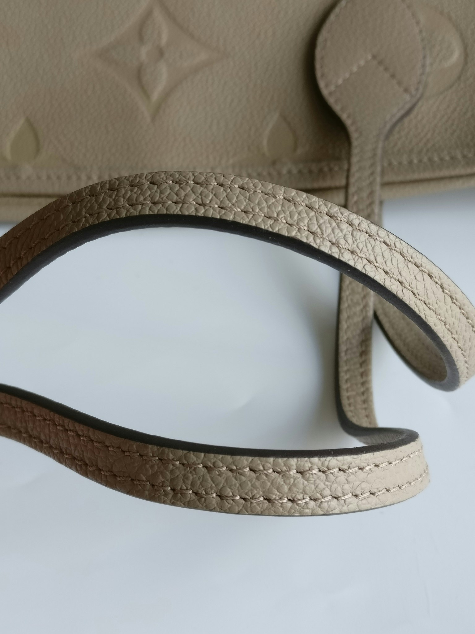 Louis Vuitton Neverfull MM empreinte Dune