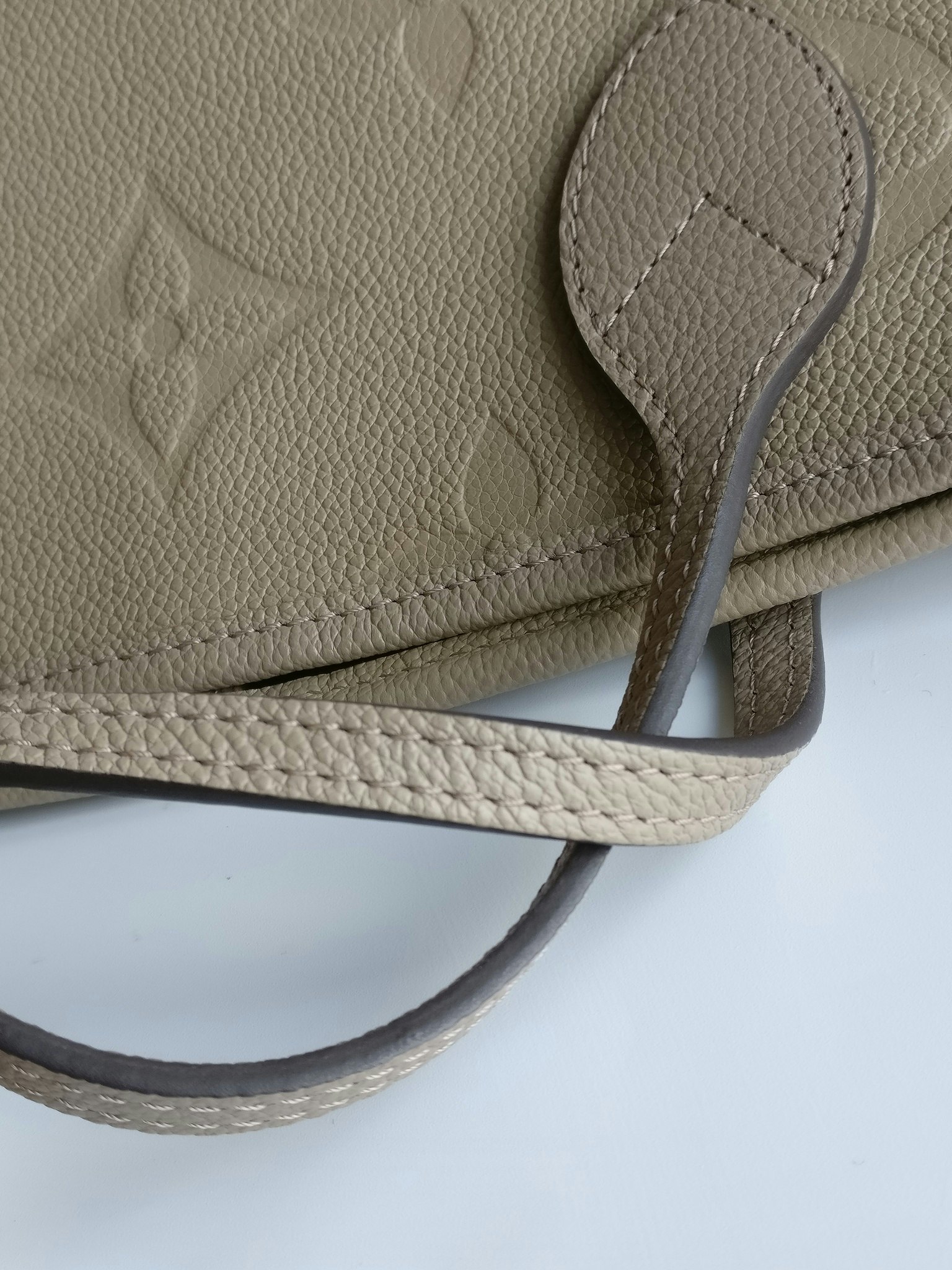 Louis Vuitton Neverfull MM empreinte Dune