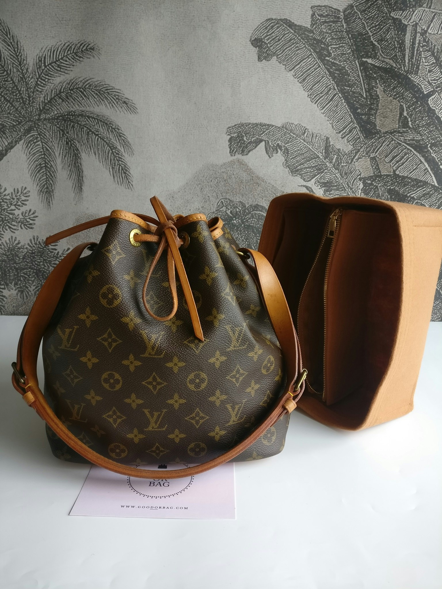 Louis Vuitton Petit Noé