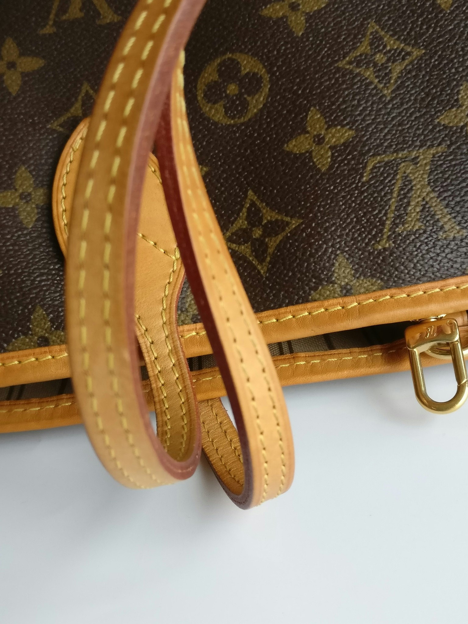 Louis Vuitton Neverfull PM