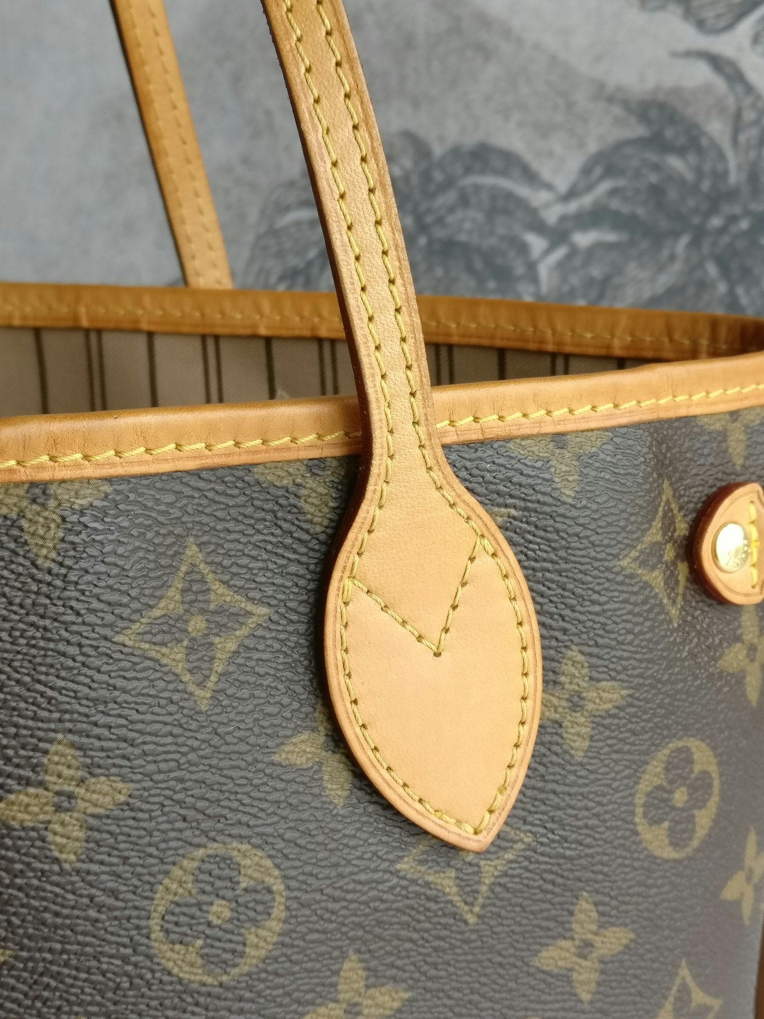 Louis Vuitton Neverfull PM