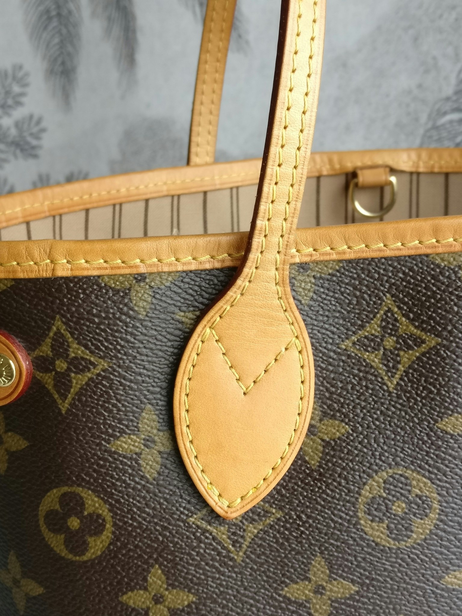 Louis Vuitton Neverfull PM