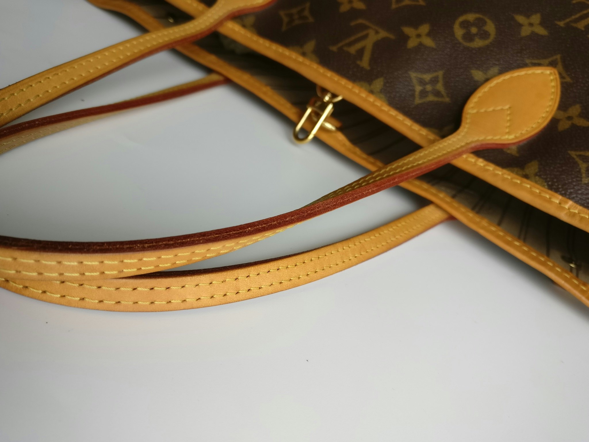 Louis Vuitton Neverfull PM