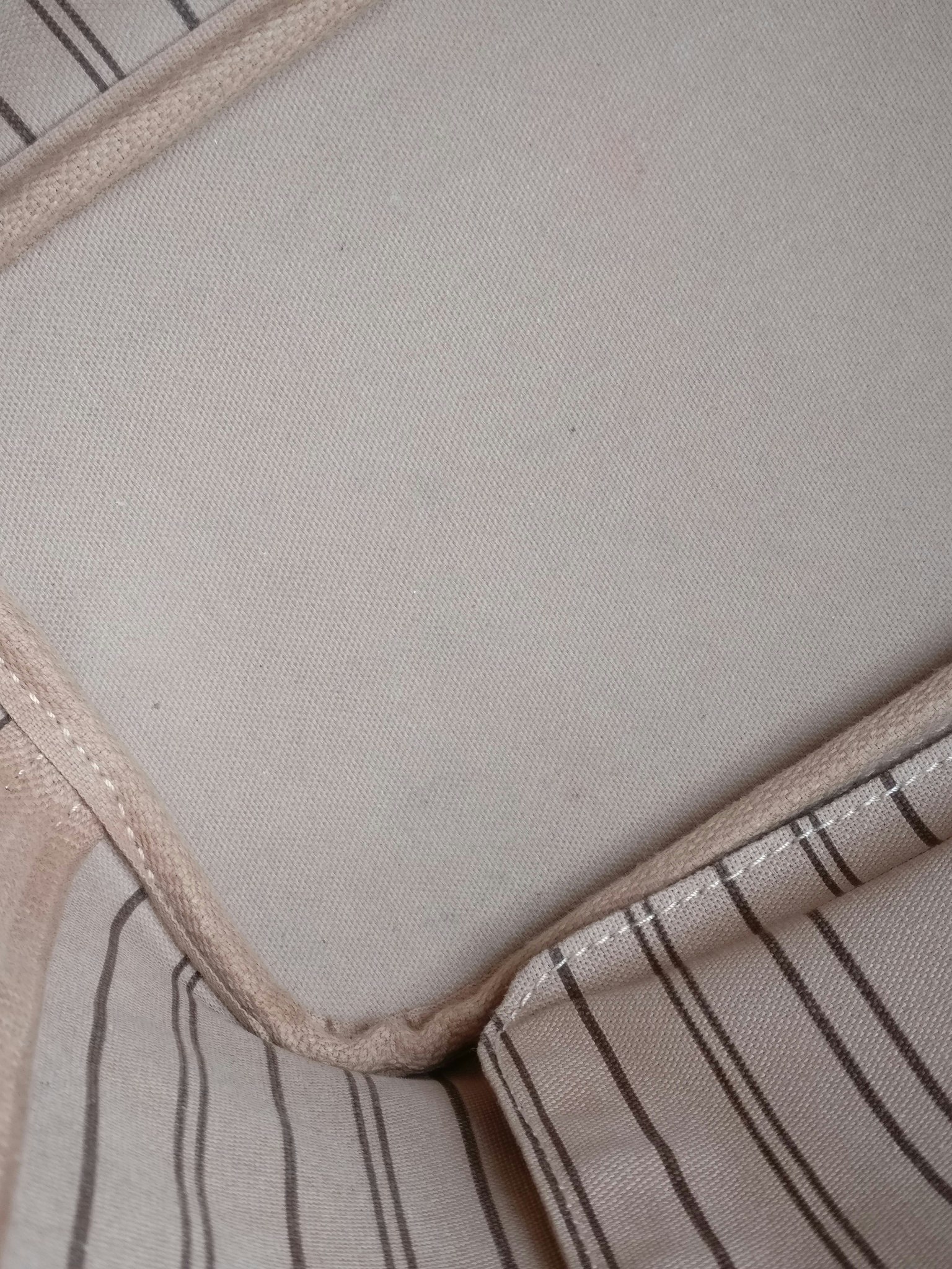 Louis Vuitton Neverfull PM