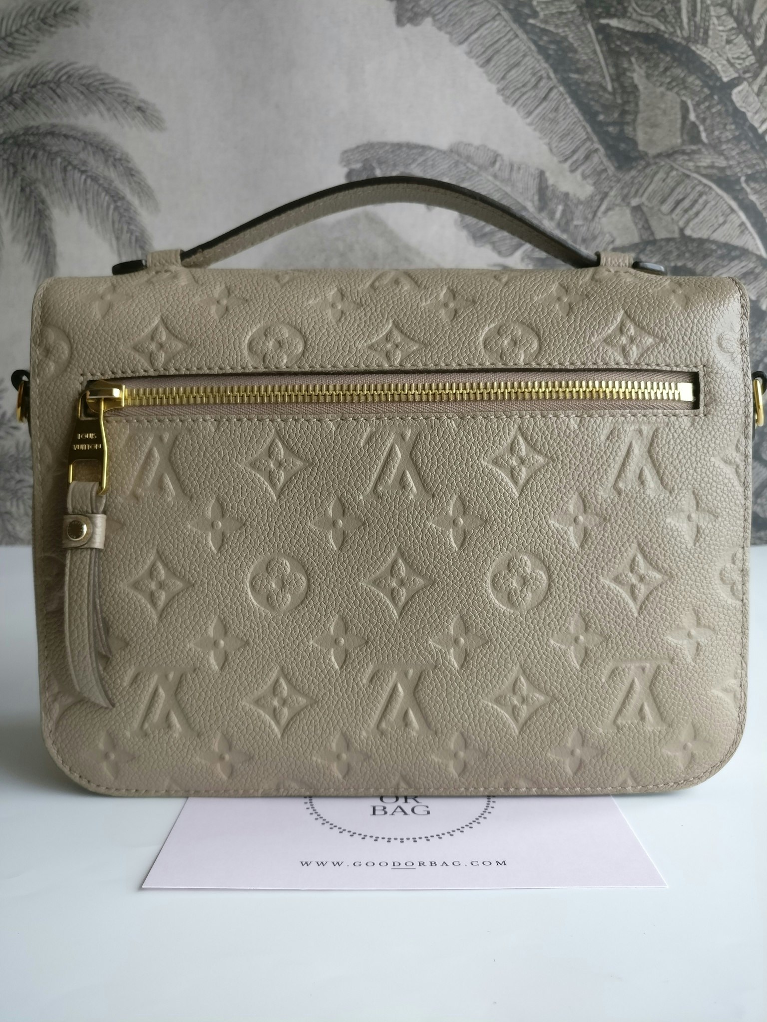 Louis Vuitton Pochette Metis empreinte Dune