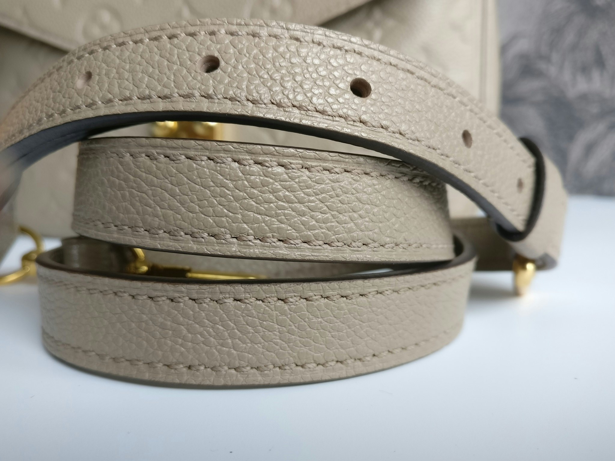 Louis Vuitton Pochette Metis empreinte Dune